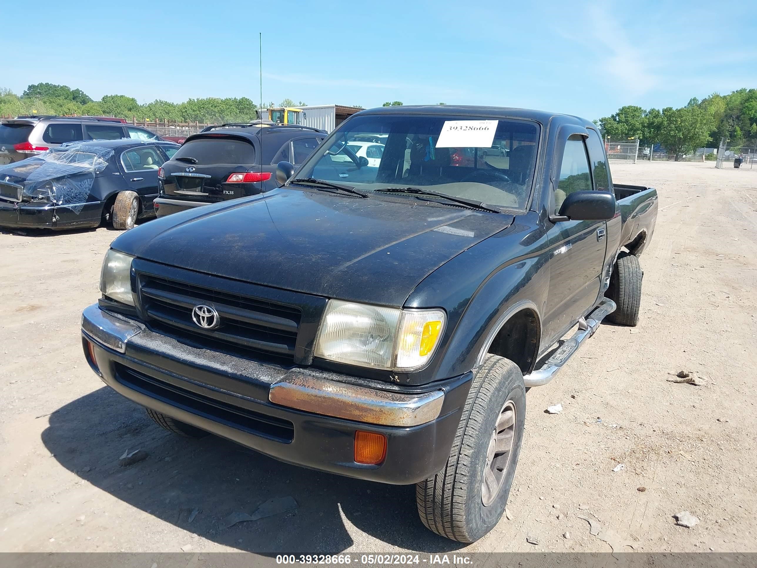 Photo 1 VIN: 4TAWM72N7XZ408187 - TOYOTA TACOMA 