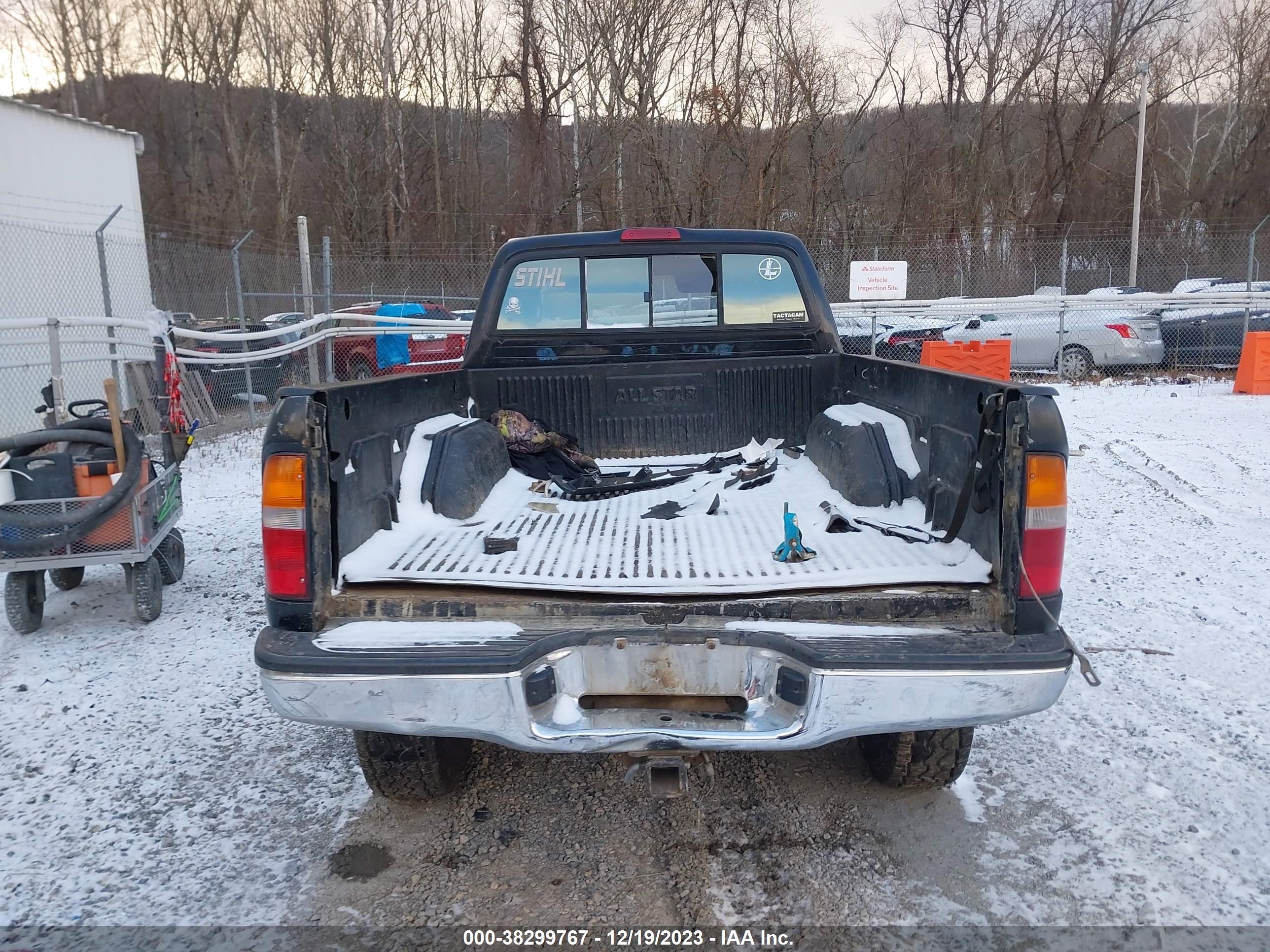 Photo 15 VIN: 4TAWM72N9WZ092242 - TOYOTA TACOMA 