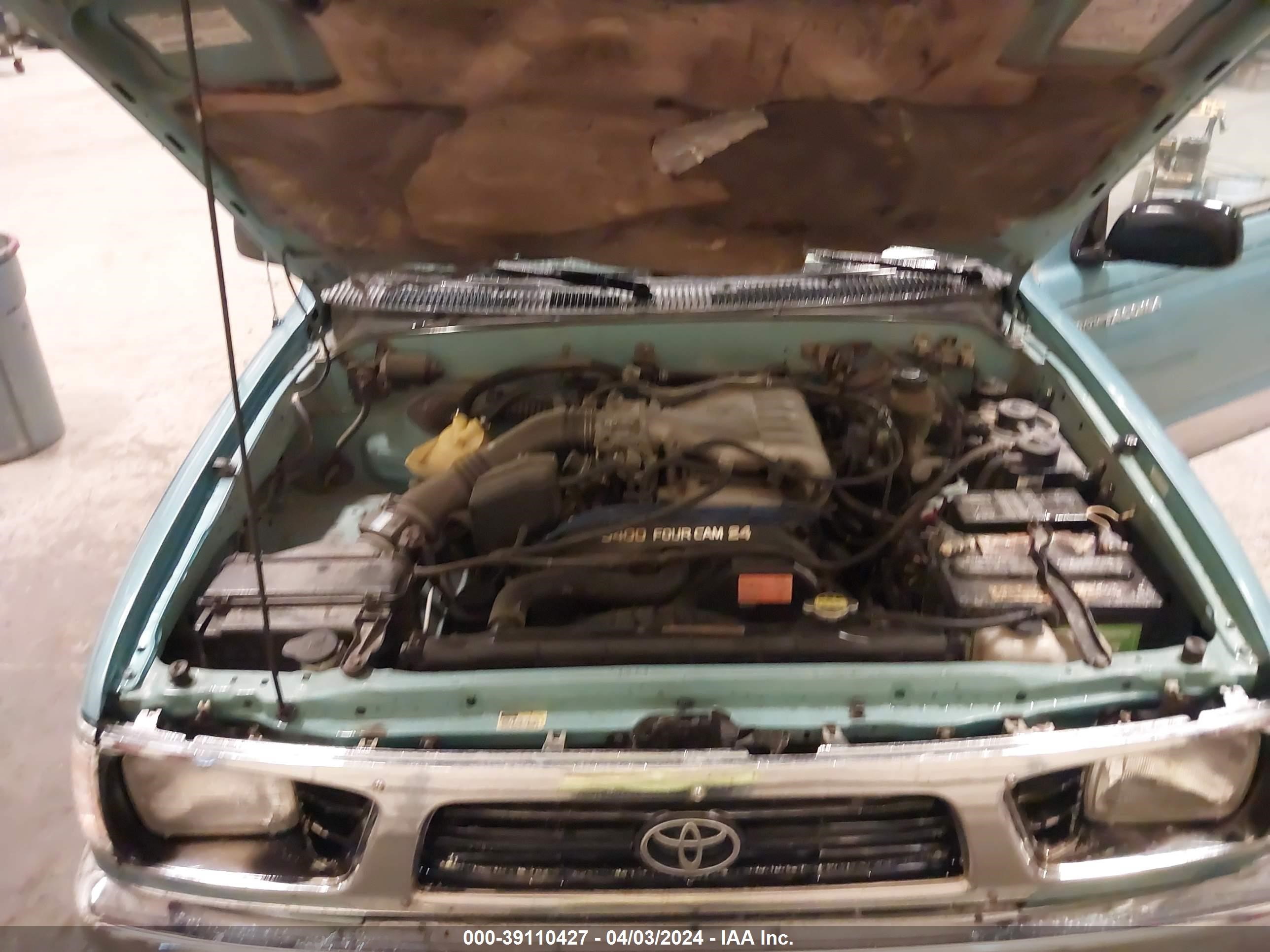 Photo 9 VIN: 4TAWN72N0TZ099752 - TOYOTA TACOMA 