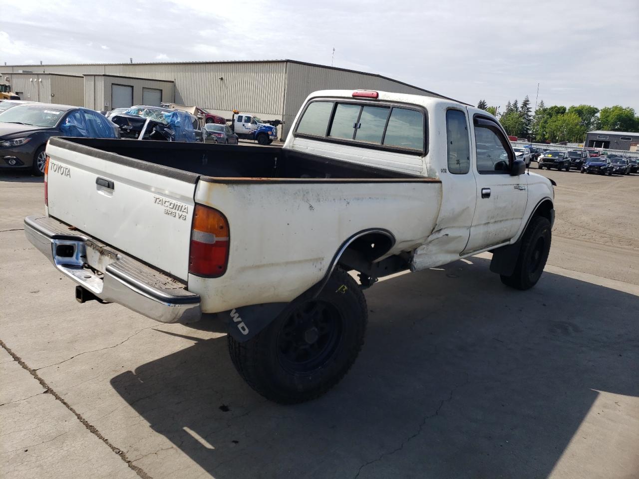 Photo 2 VIN: 4TAWN72N0WZ120717 - TOYOTA TACOMA 