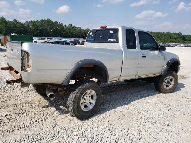 Photo 2 VIN: 4TAWN72N0YZ628334 - TOYOTA TACOMA 