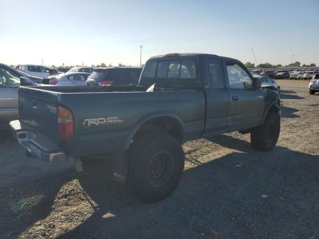 Photo 2 VIN: 4TAWN72N1YZ671855 - TOYOTA TACOMA XTR 