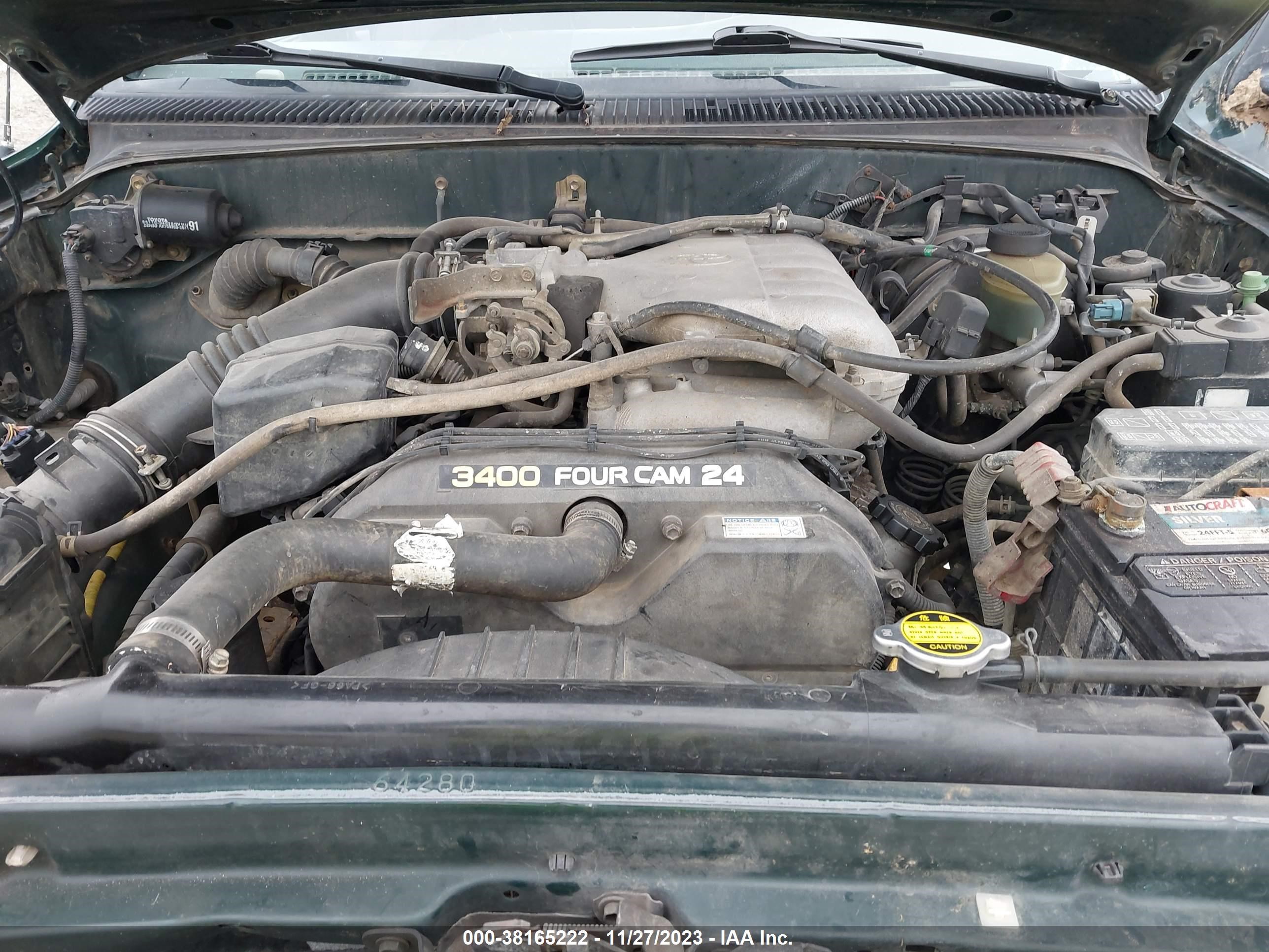 Photo 9 VIN: 4TAWN72N2YZ619179 - TOYOTA TACOMA 