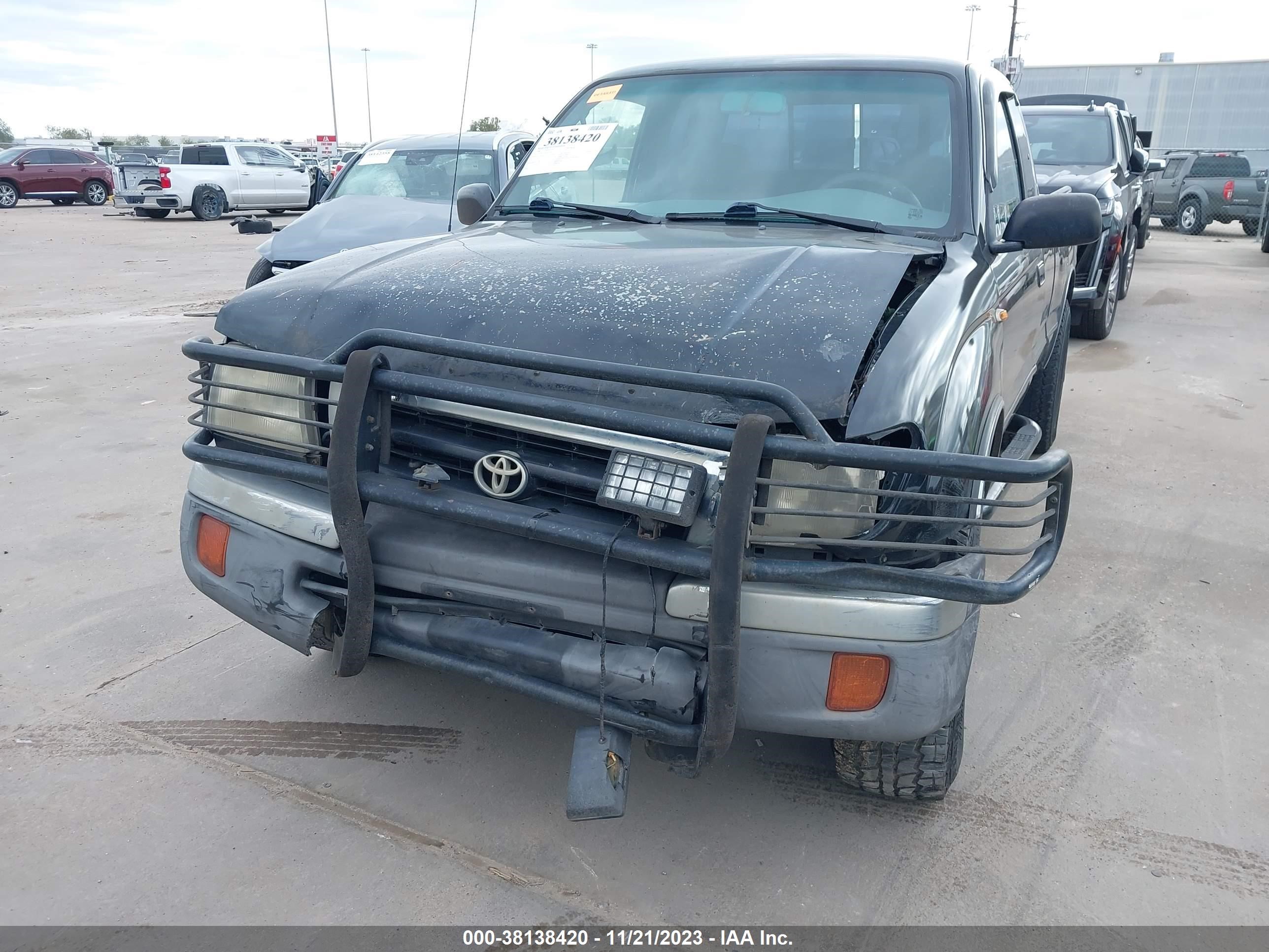 Photo 5 VIN: 4TAWN72N3XZ512043 - TOYOTA TACOMA 