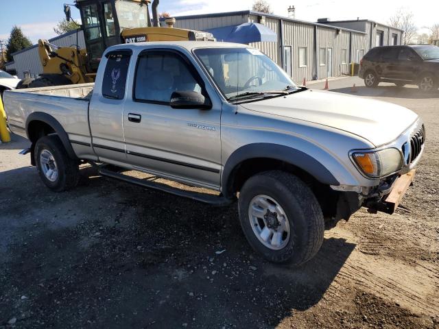 Photo 3 VIN: 4TAWN72N4YZ575606 - TOYOTA TACOMA 