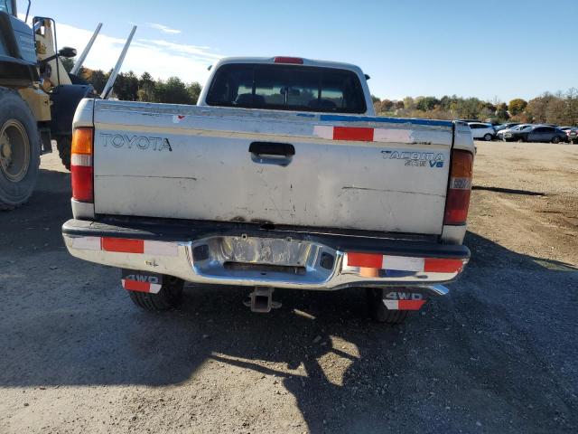 Photo 5 VIN: 4TAWN72N4YZ575606 - TOYOTA TACOMA 