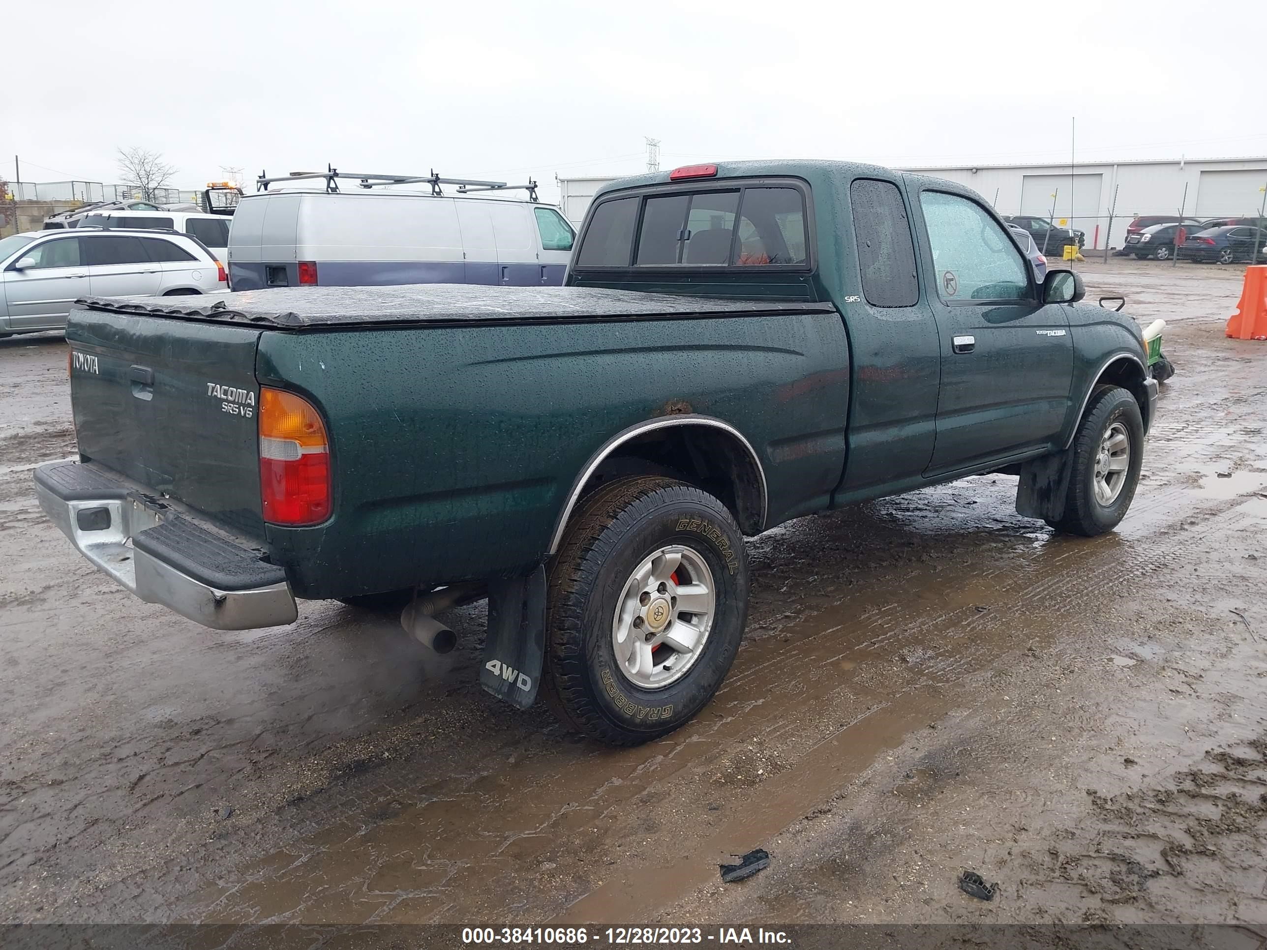 Photo 3 VIN: 4TAWN72N6YZ615653 - TOYOTA TACOMA 