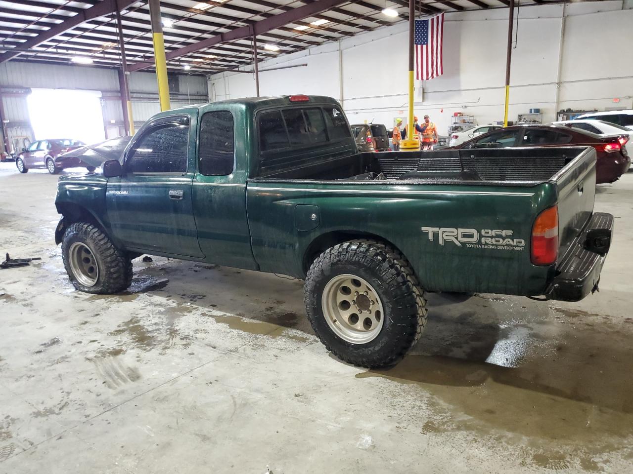 Photo 1 VIN: 4TAWN72N9YZ601391 - TOYOTA TACOMA 