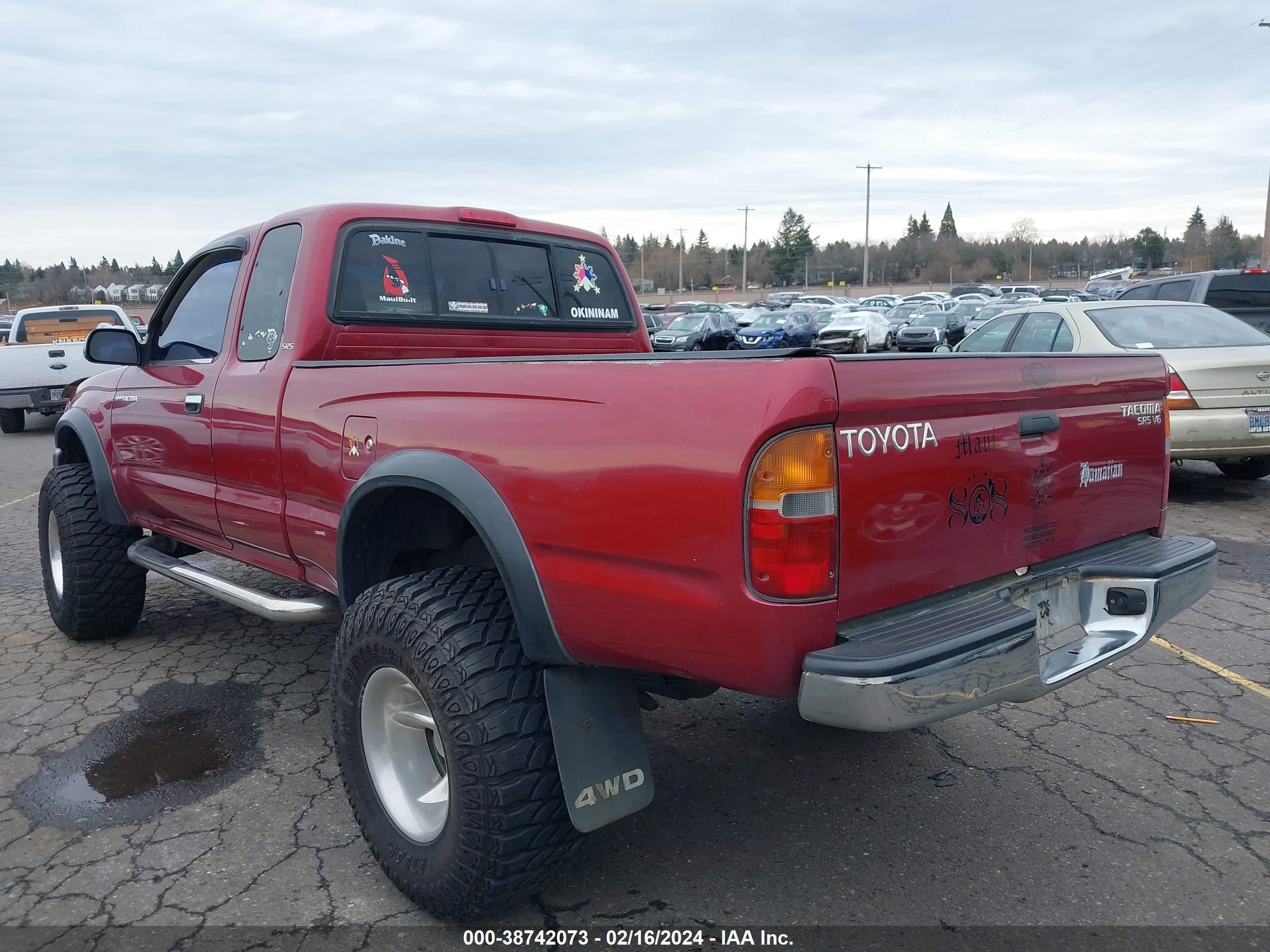 Photo 2 VIN: 4TAWN72N9YZ622919 - TOYOTA TACOMA 