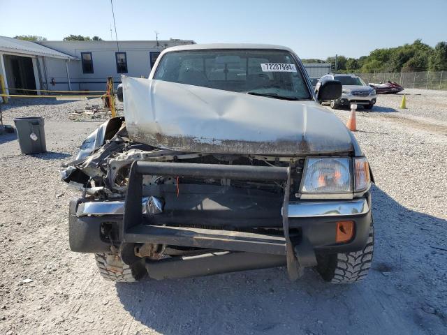 Photo 4 VIN: 4TAWN72NXYZ661695 - TOYOTA TACOMA XTR 