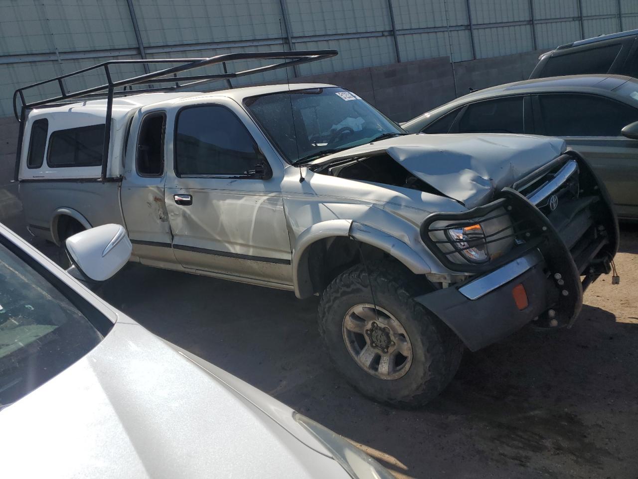 Photo 3 VIN: 4TAWN72NXYZ669294 - TOYOTA TACOMA 