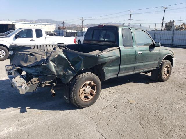 Photo 2 VIN: 4TAWN72NXYZ670235 - TOYOTA TACOMA XTR 