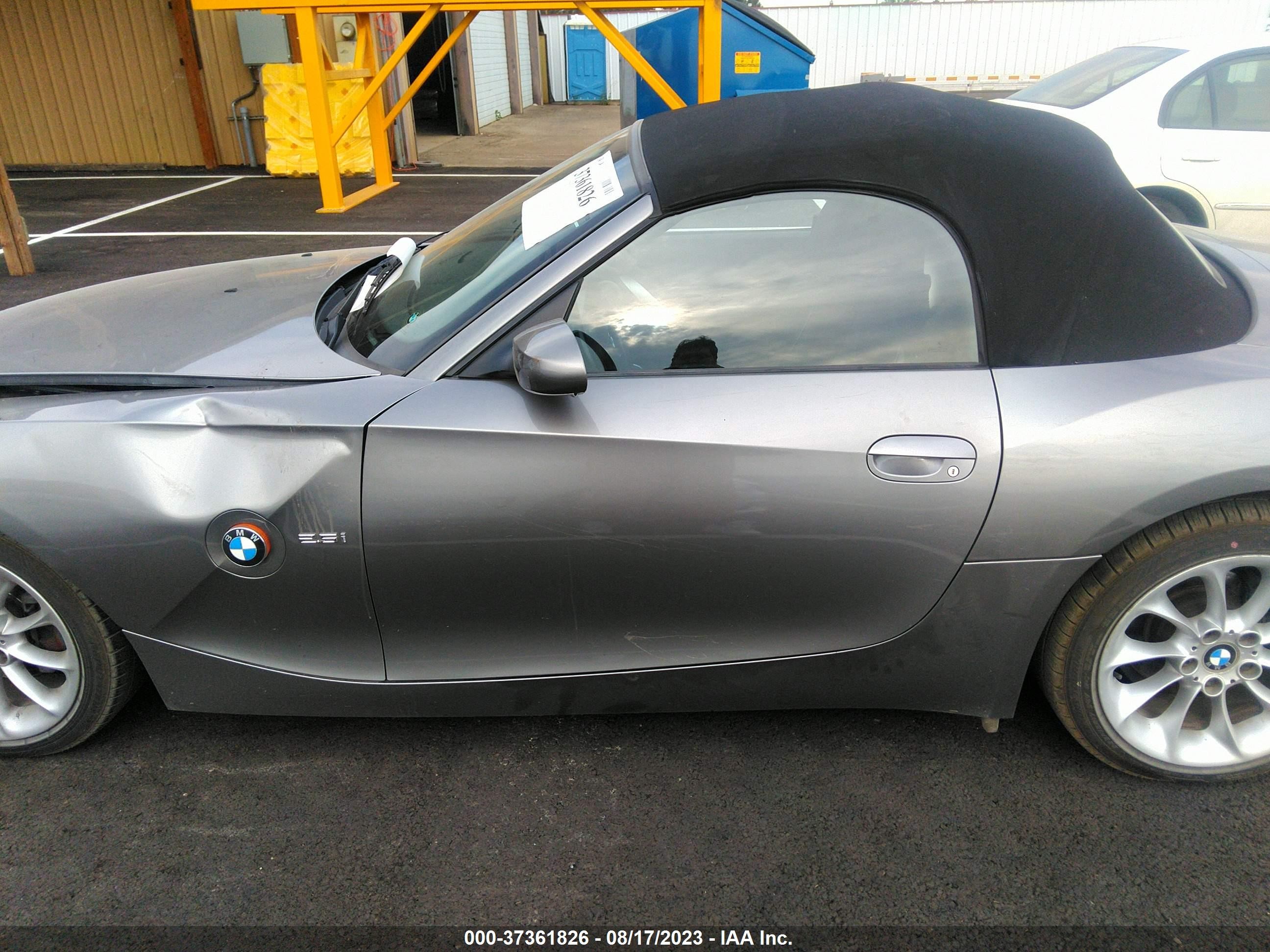 Photo 13 VIN: 4USBT33463LR65099 - BMW Z4 