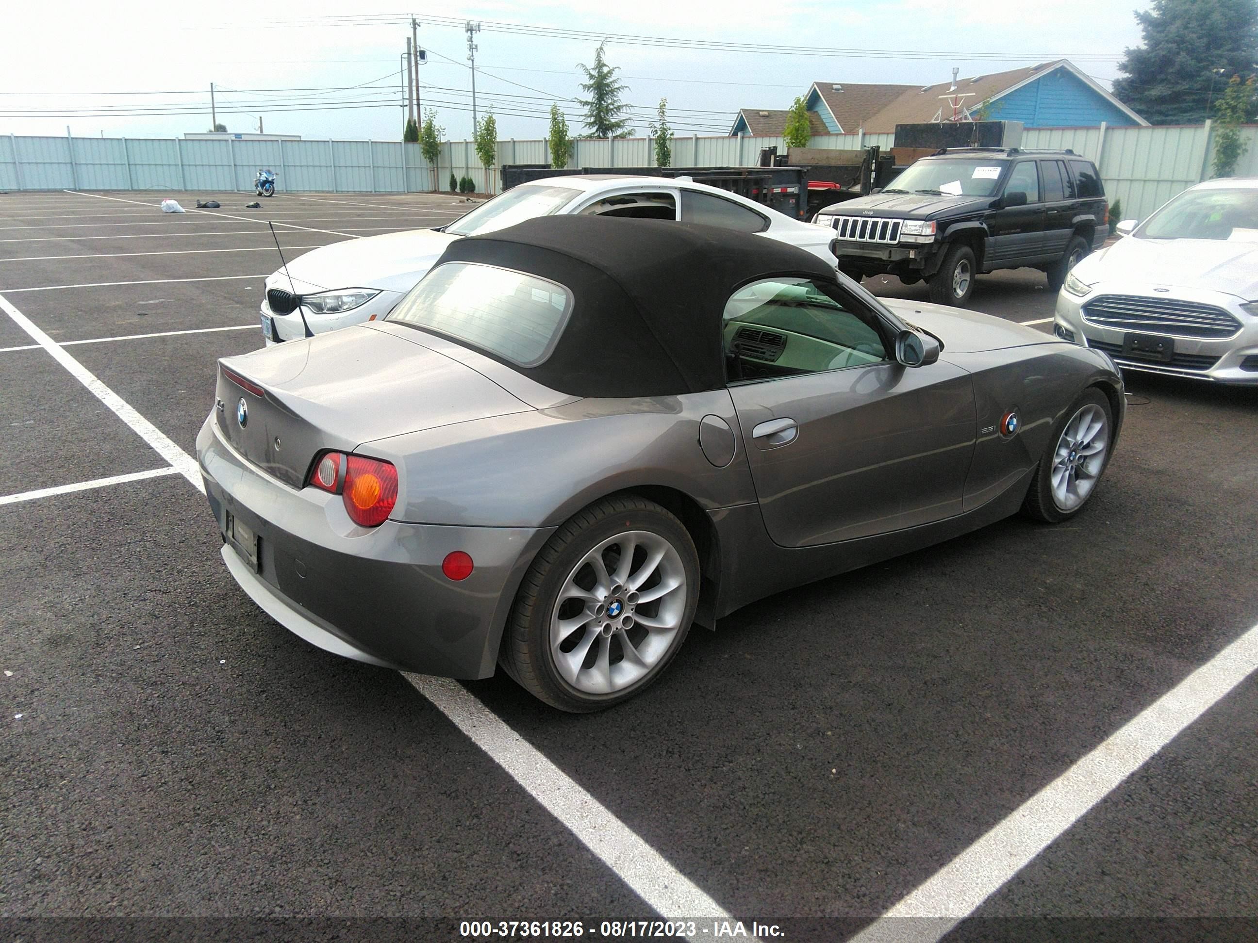 Photo 3 VIN: 4USBT33463LR65099 - BMW Z4 