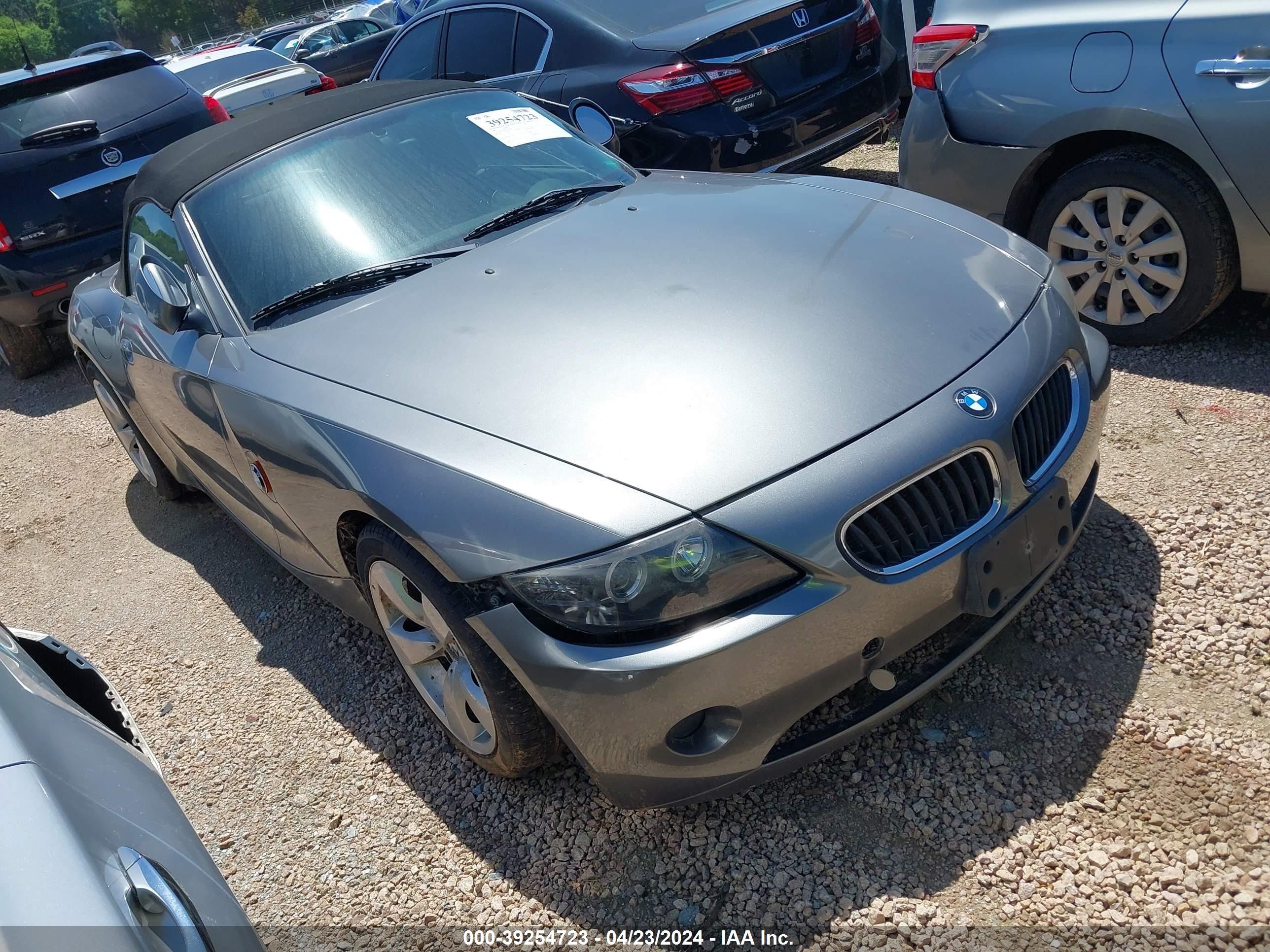 Photo 1 VIN: 4USBT33463LS42305 - BMW Z4 