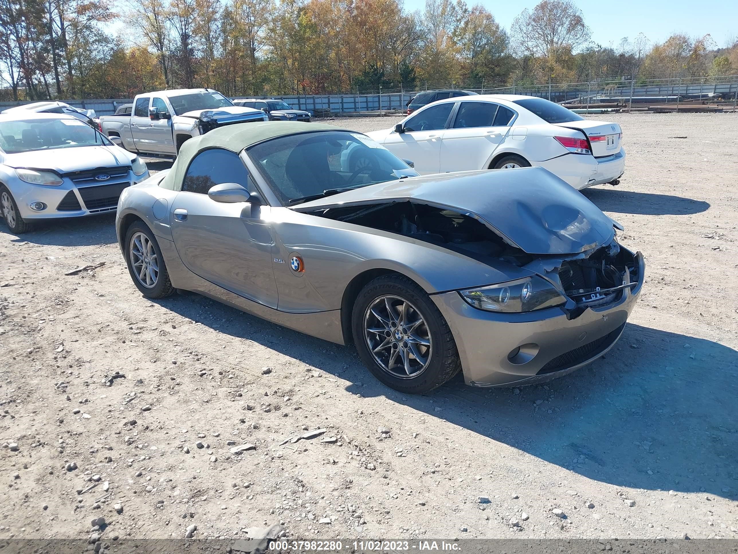 Photo 0 VIN: 4USBT33463LS43969 - BMW Z4 