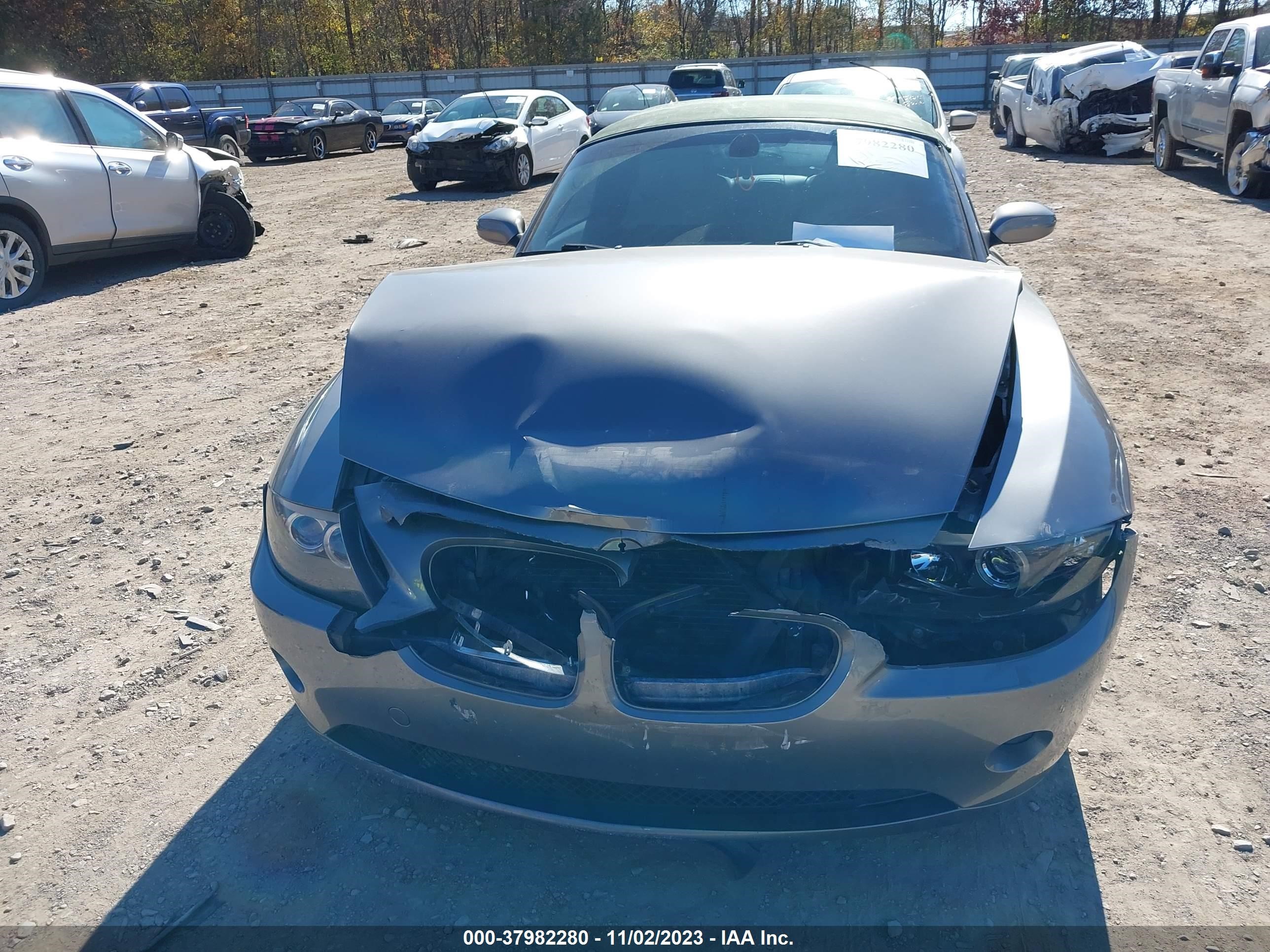 Photo 12 VIN: 4USBT33463LS43969 - BMW Z4 