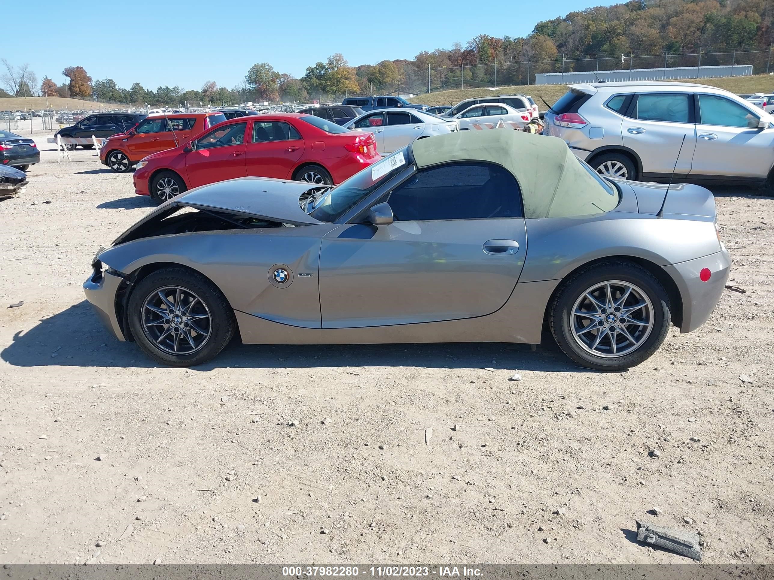 Photo 14 VIN: 4USBT33463LS43969 - BMW Z4 