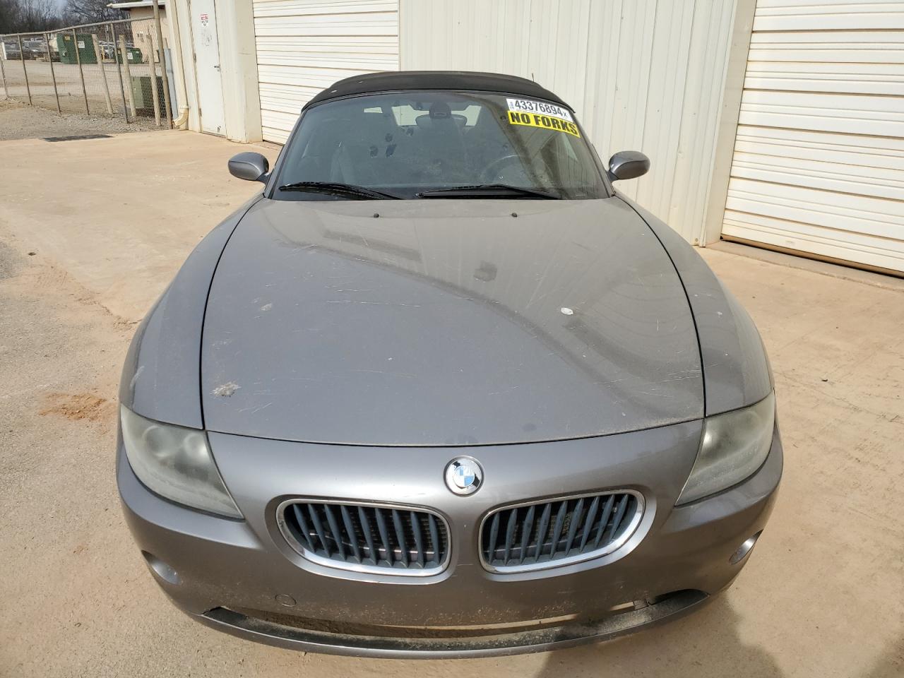 Photo 4 VIN: 4USBT33525LS53734 - BMW Z4 