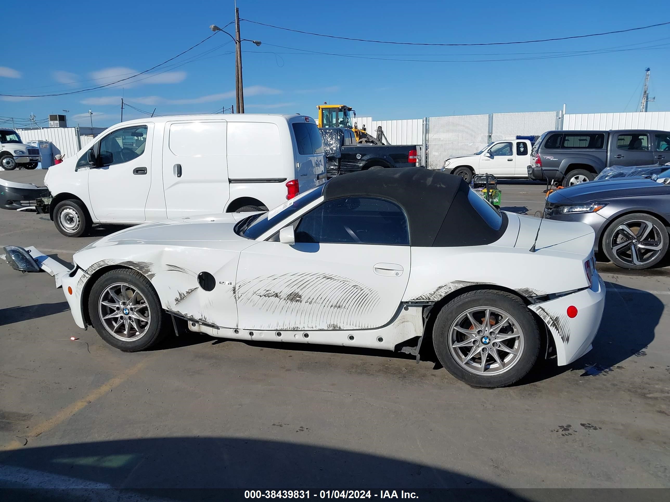 Photo 14 VIN: 4USBT33525LS55824 - BMW Z4 