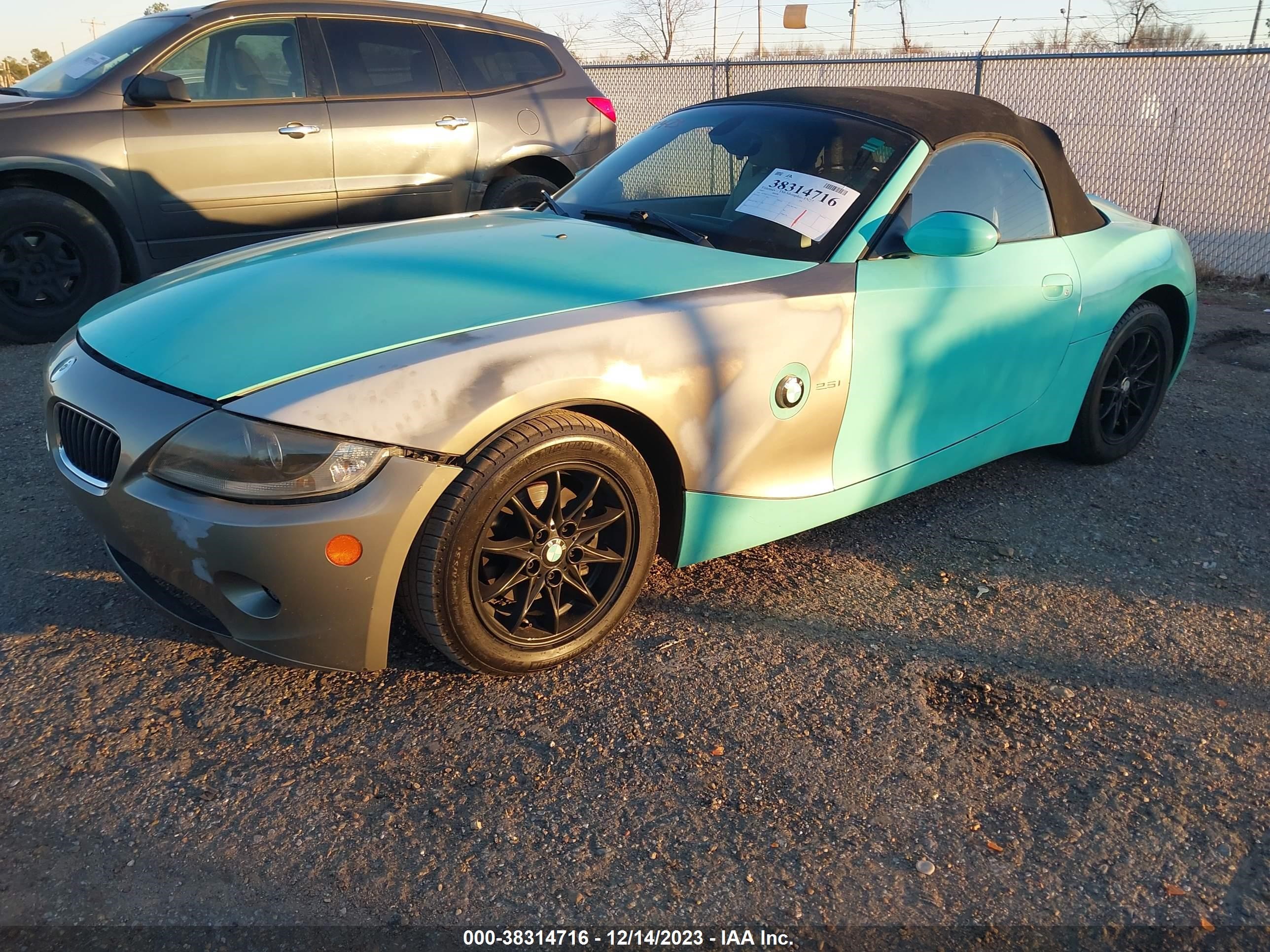 Photo 1 VIN: 4USBT33535LS53712 - BMW Z4 