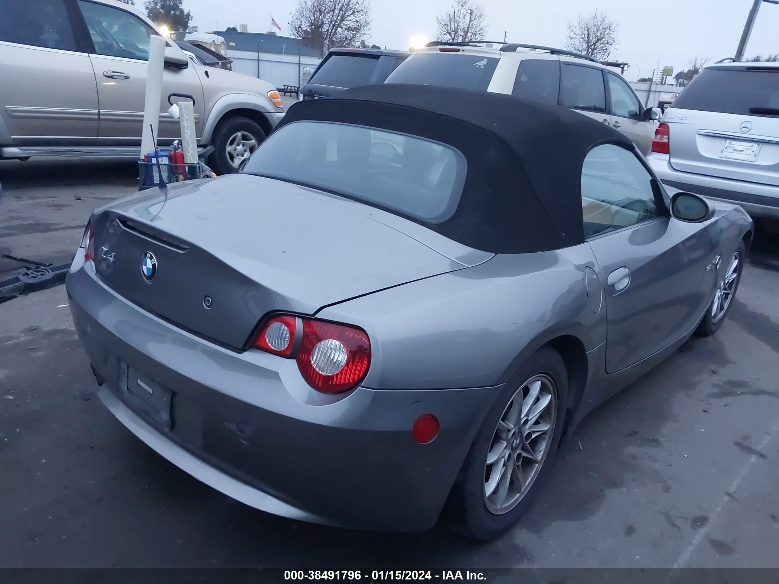 Photo 3 VIN: 4USBT33535LS53936 - BMW Z4 