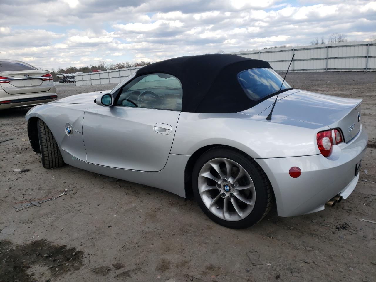 Photo 1 VIN: 4USBT33535LS58456 - BMW Z4 