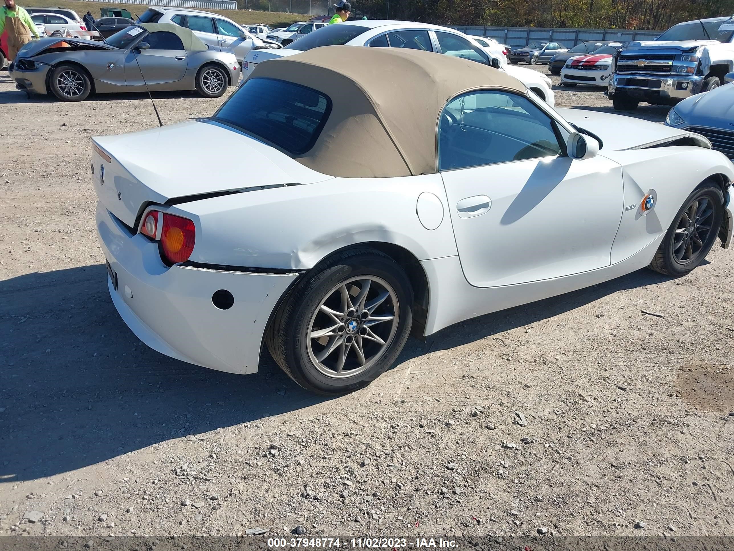 Photo 3 VIN: 4USBT33544LS51224 - BMW Z4 