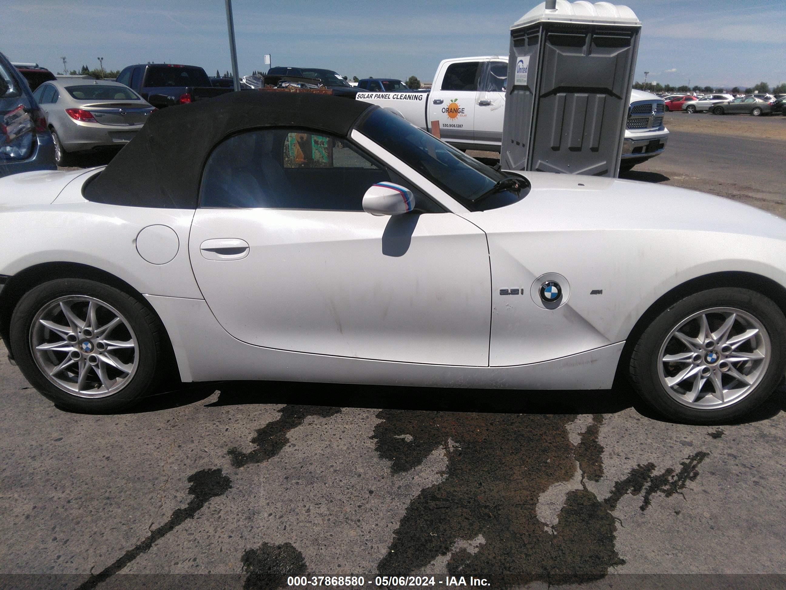 Photo 12 VIN: 4USBT33585LS55486 - BMW Z4 