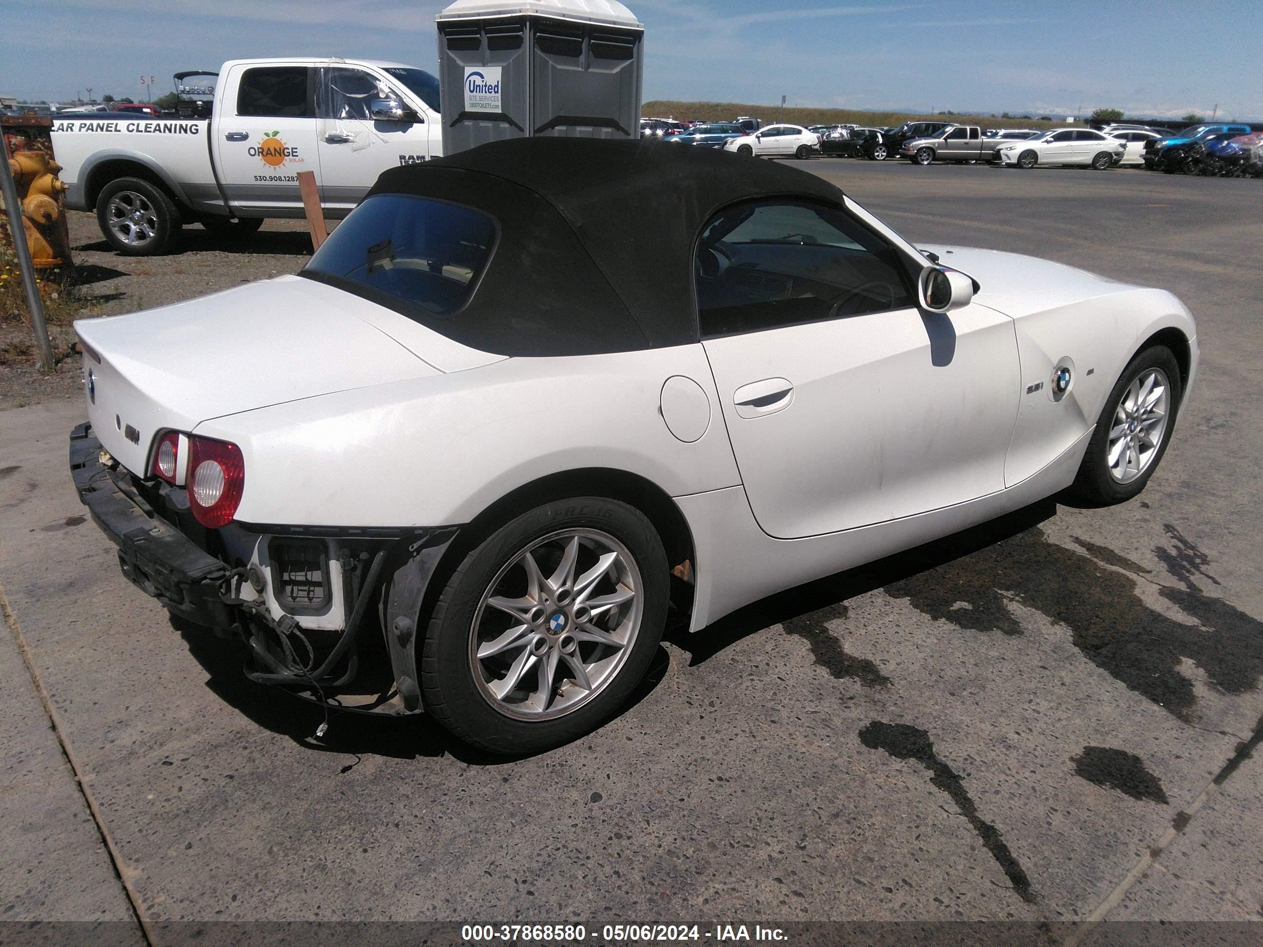 Photo 3 VIN: 4USBT33585LS55486 - BMW Z4 