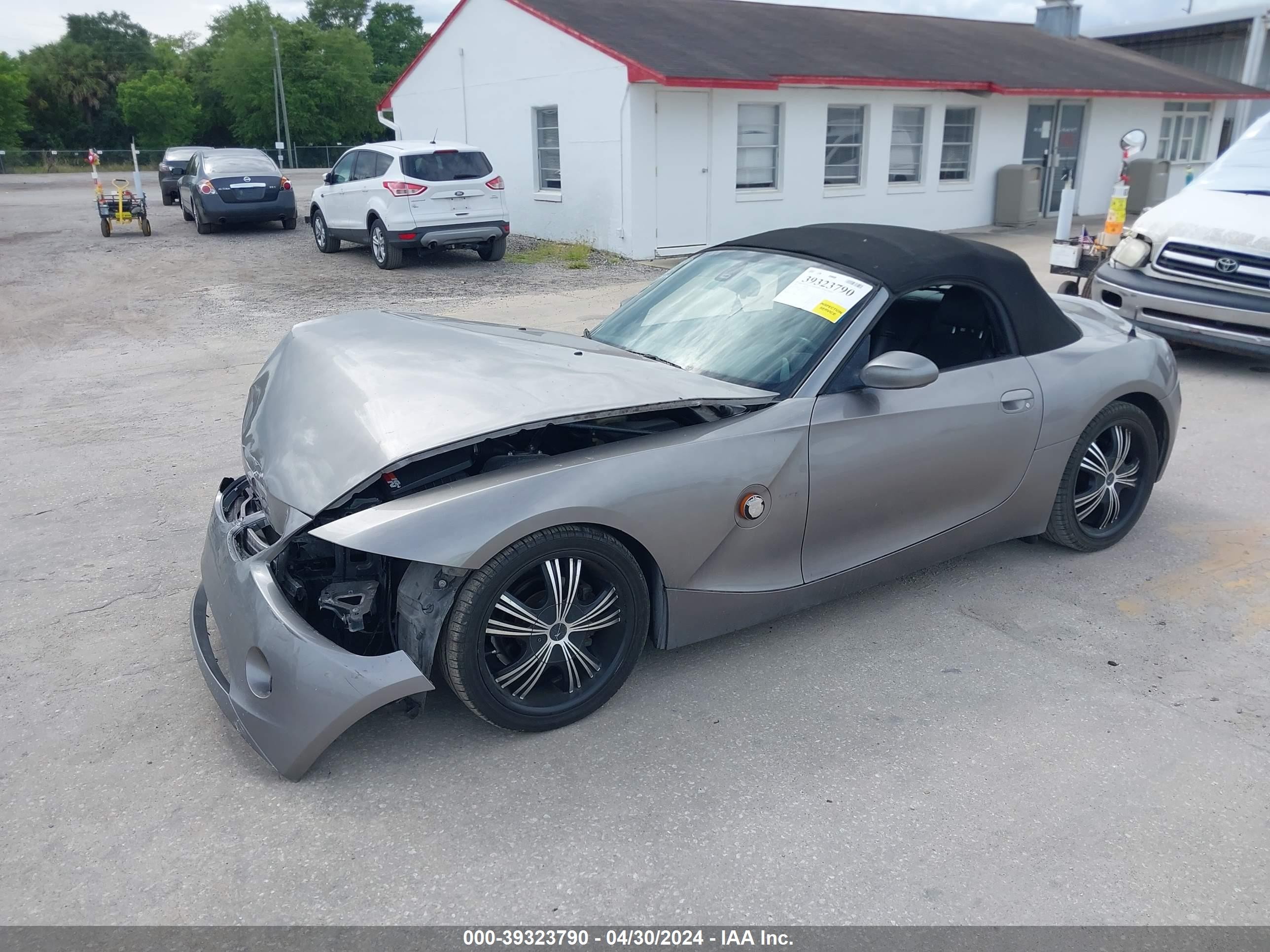 Photo 1 VIN: 4USBT53403LU00536 - BMW Z4 