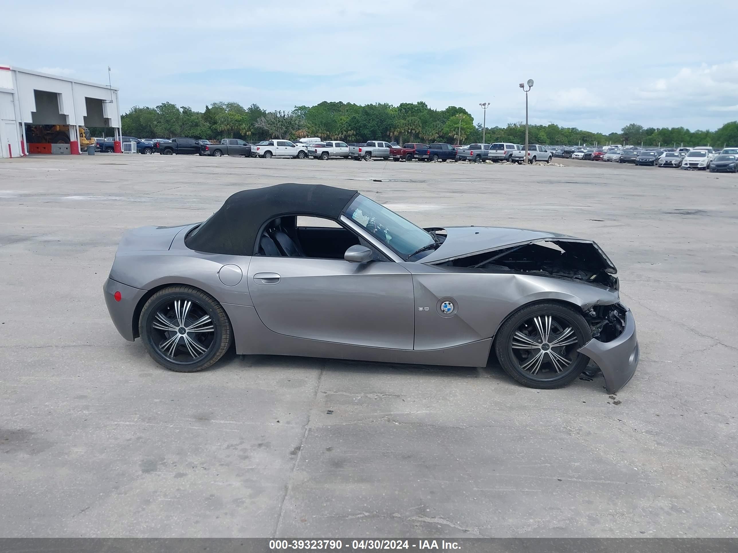 Photo 13 VIN: 4USBT53403LU00536 - BMW Z4 