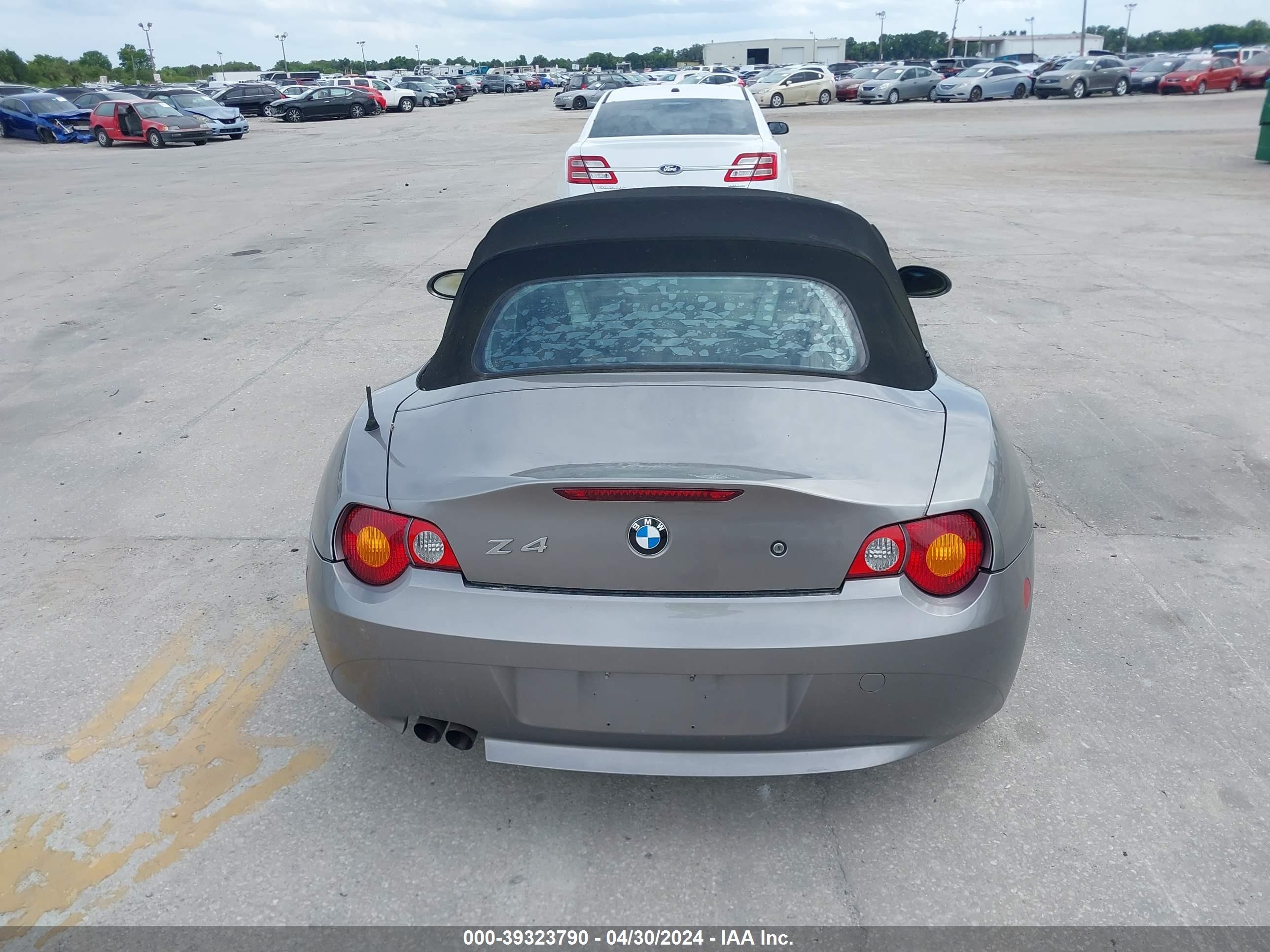 Photo 16 VIN: 4USBT53403LU00536 - BMW Z4 