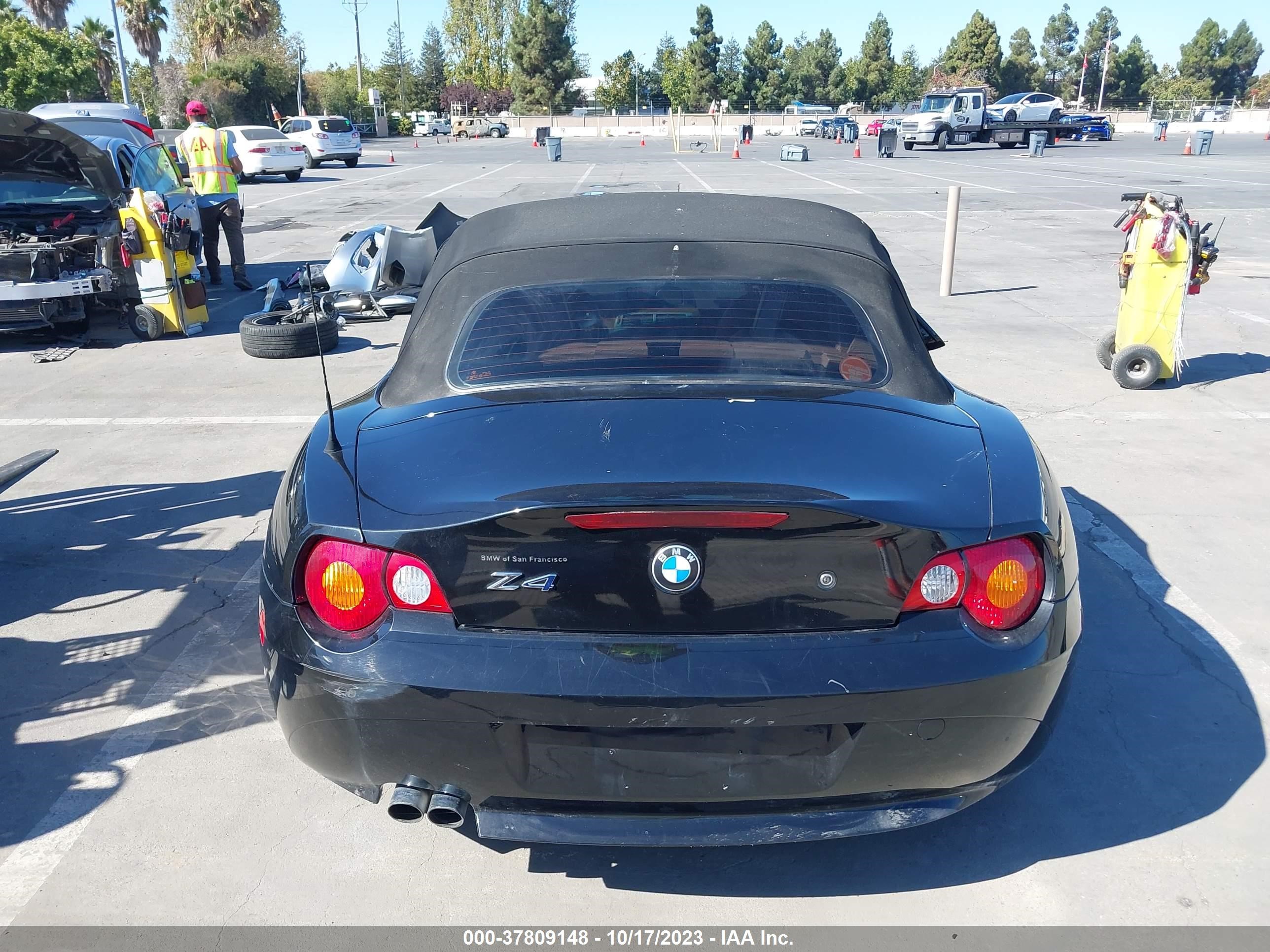 Photo 16 VIN: 4USBT53403LU03033 - BMW Z4 