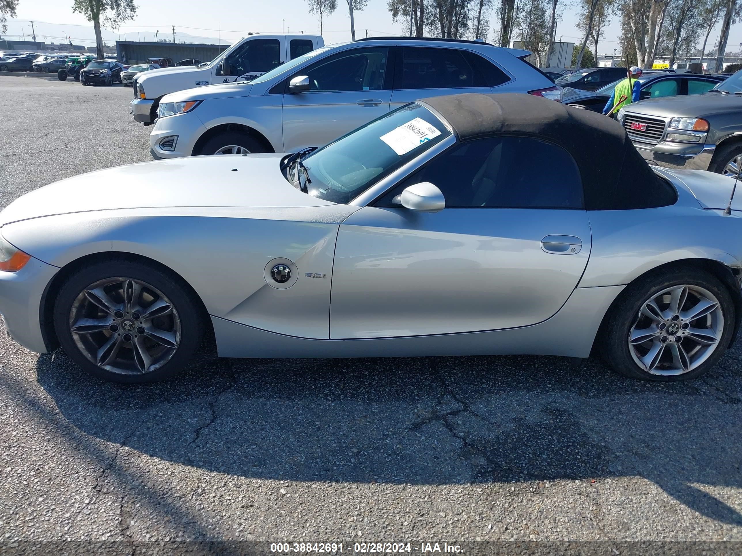 Photo 14 VIN: 4USBT53433LU02751 - BMW Z4 