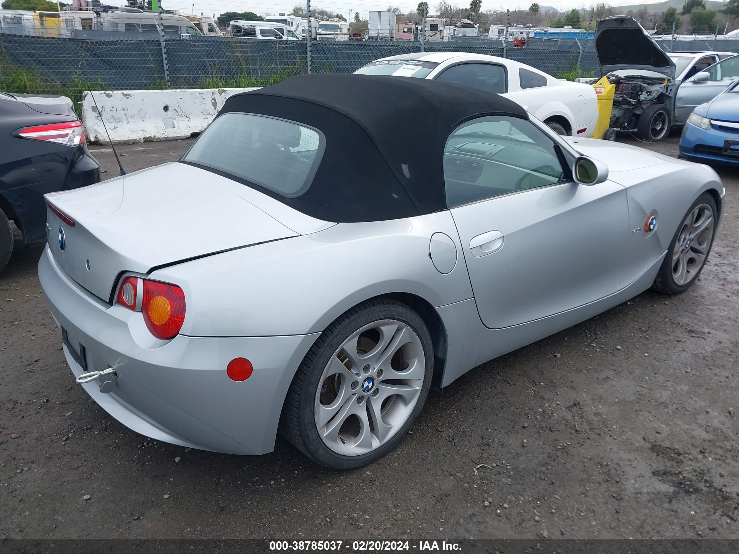 Photo 3 VIN: 4USBT53453LU02945 - BMW Z4 