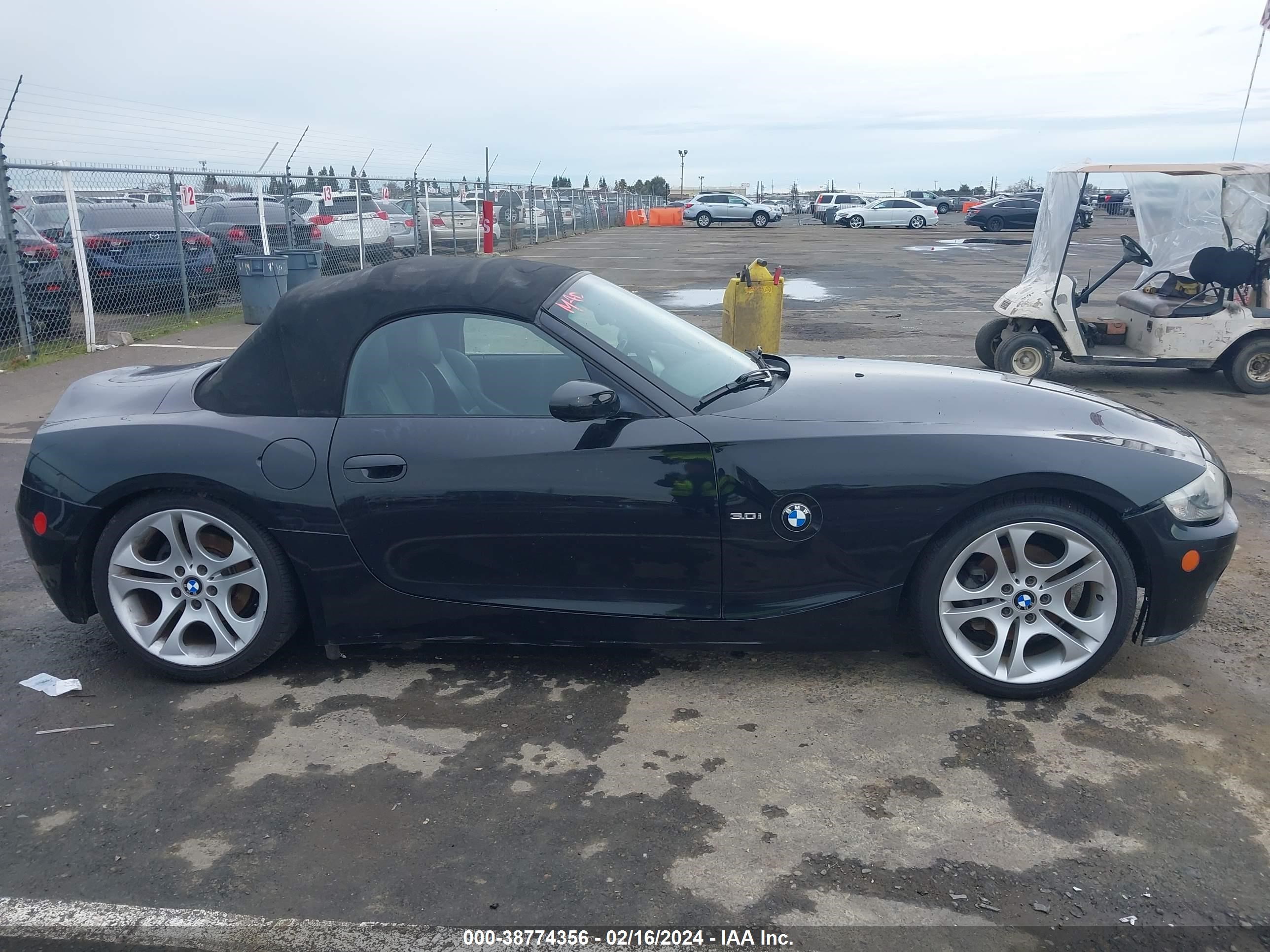 Photo 13 VIN: 4USBT53505LT27552 - BMW Z4 