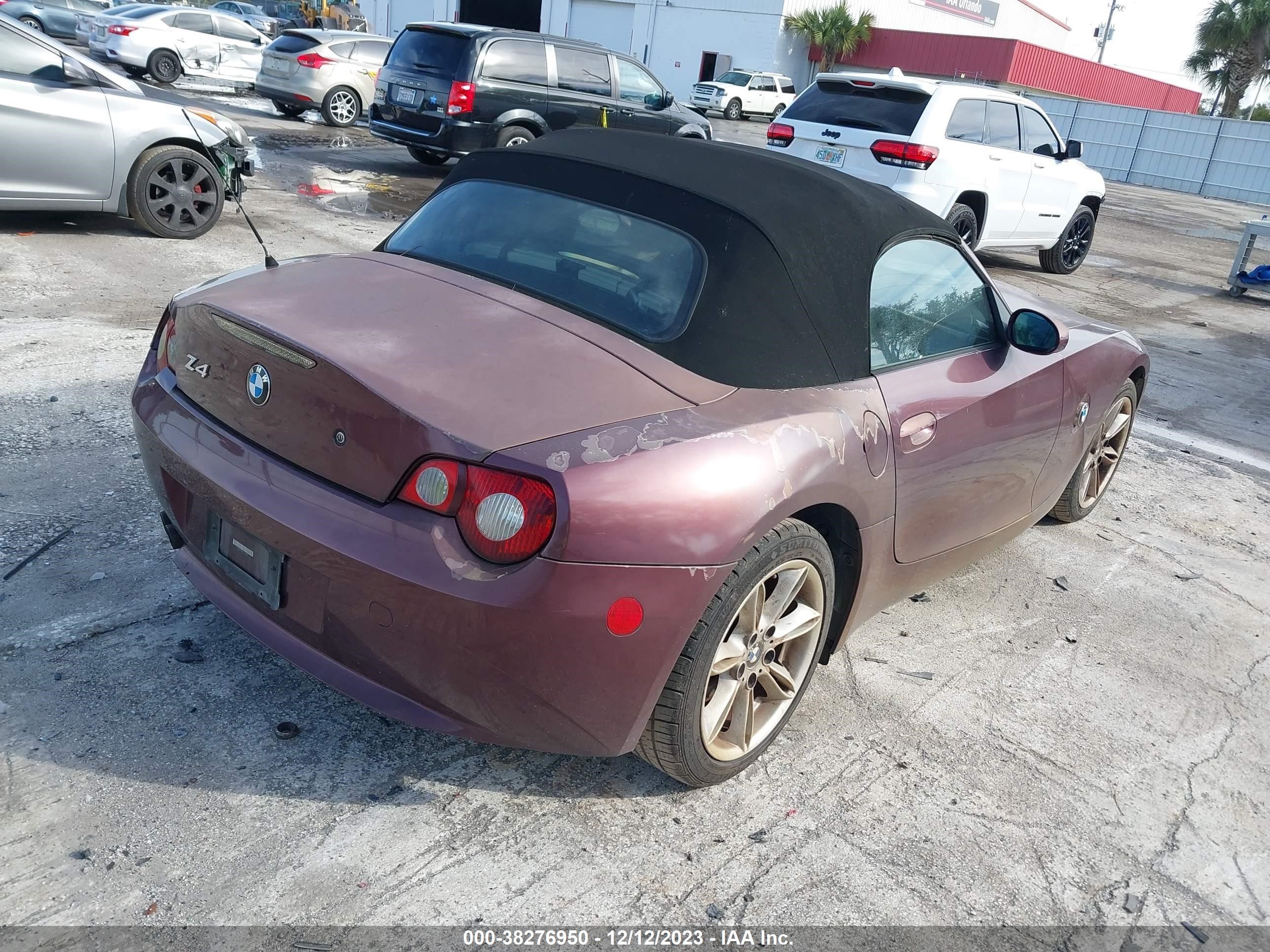 Photo 3 VIN: 4USBT53545LU09817 - BMW Z4 