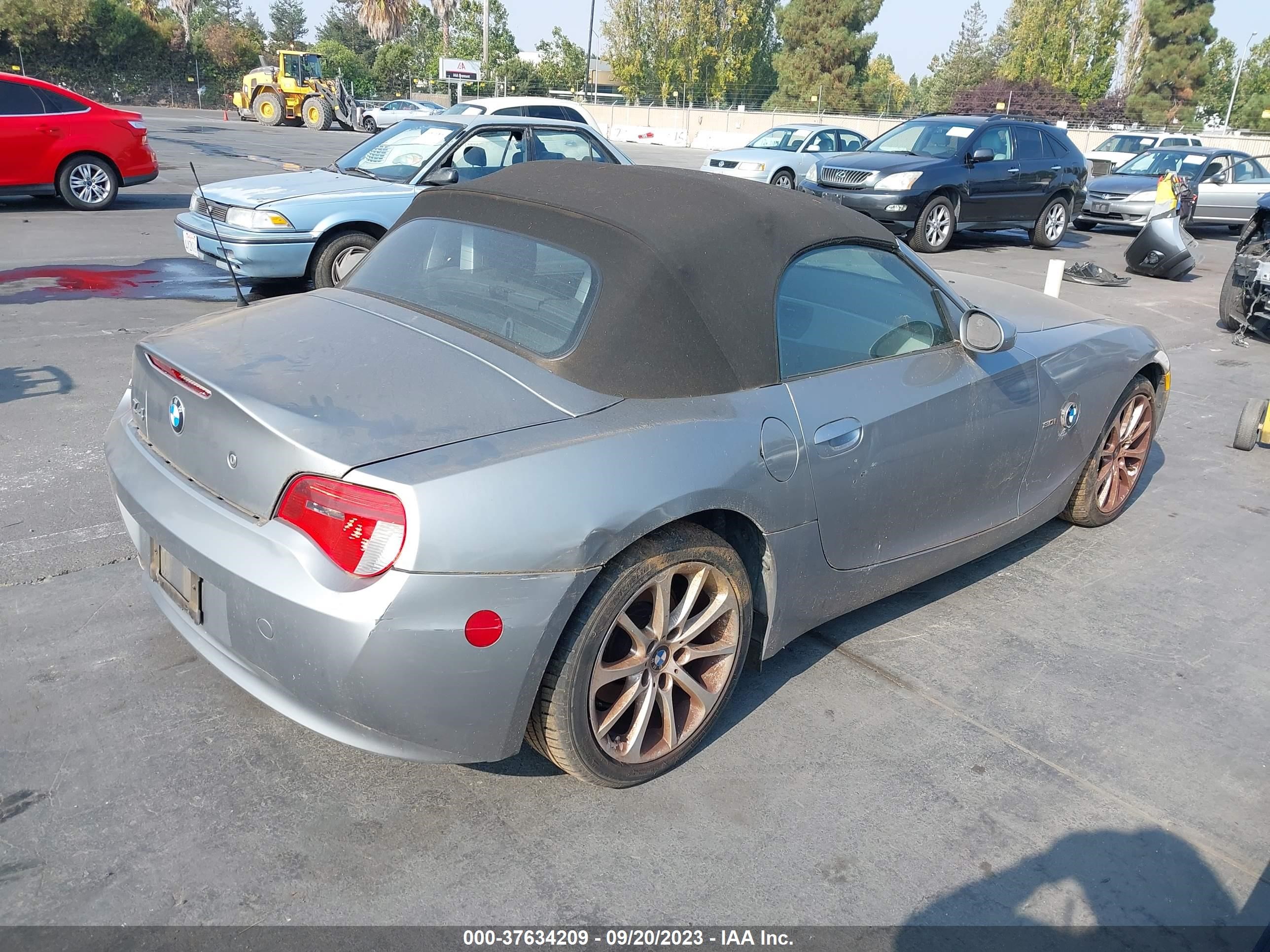 Photo 3 VIN: 4USBU33506LW68789 - BMW Z4 