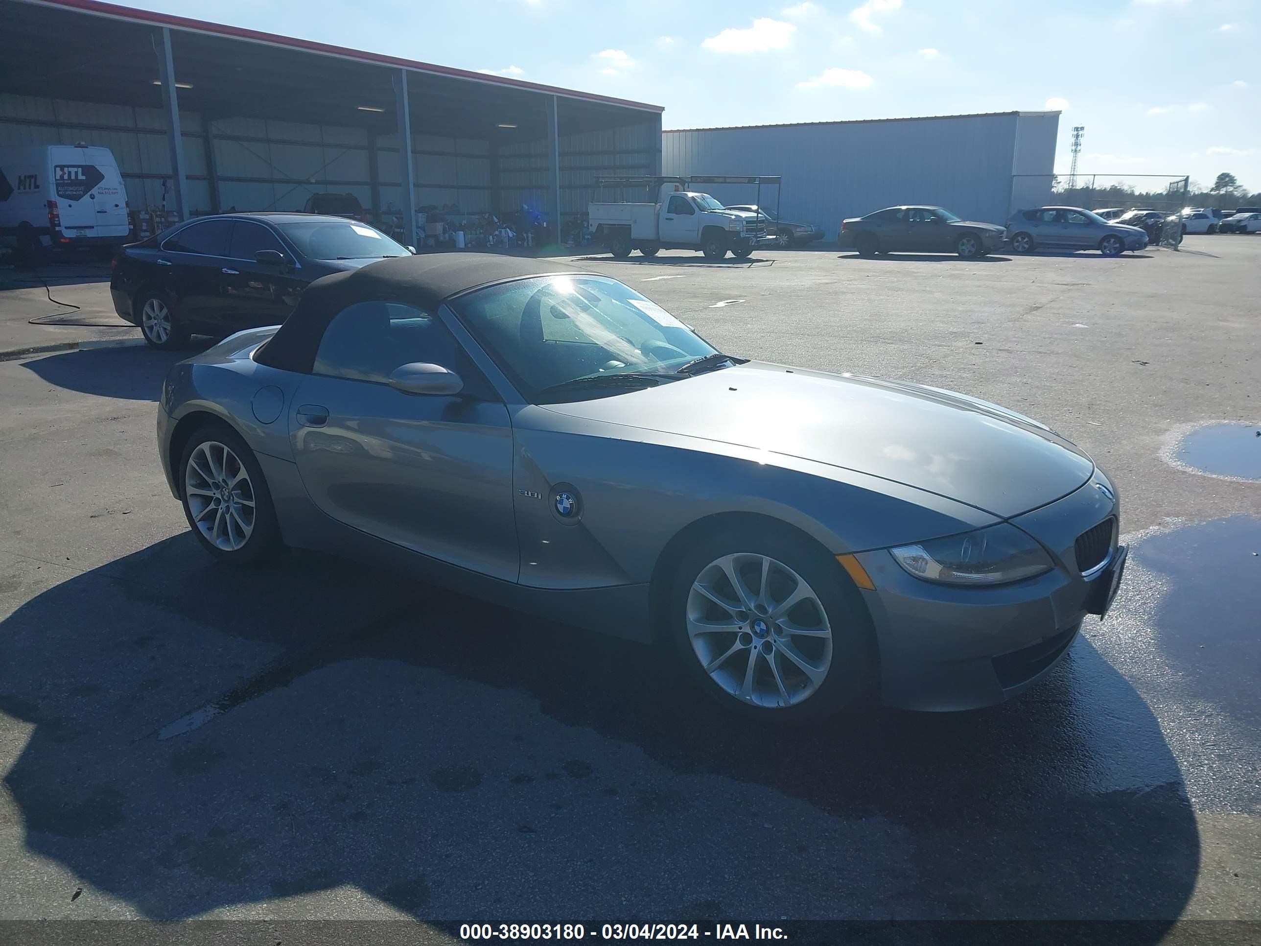 Photo 0 VIN: 4USBU33528LW75679 - BMW Z4 