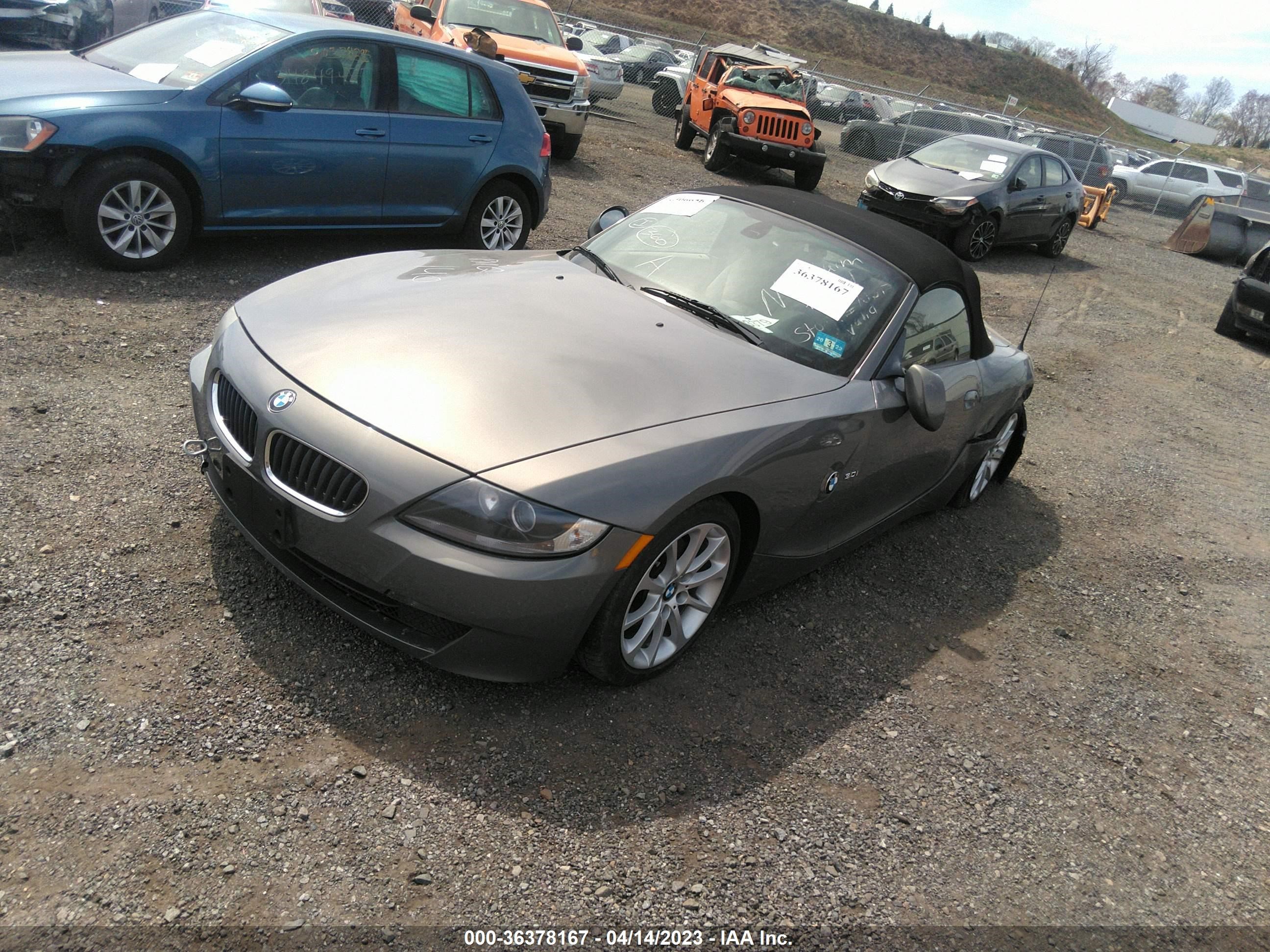 Photo 1 VIN: 4USBU33537LW70425 - BMW Z4 