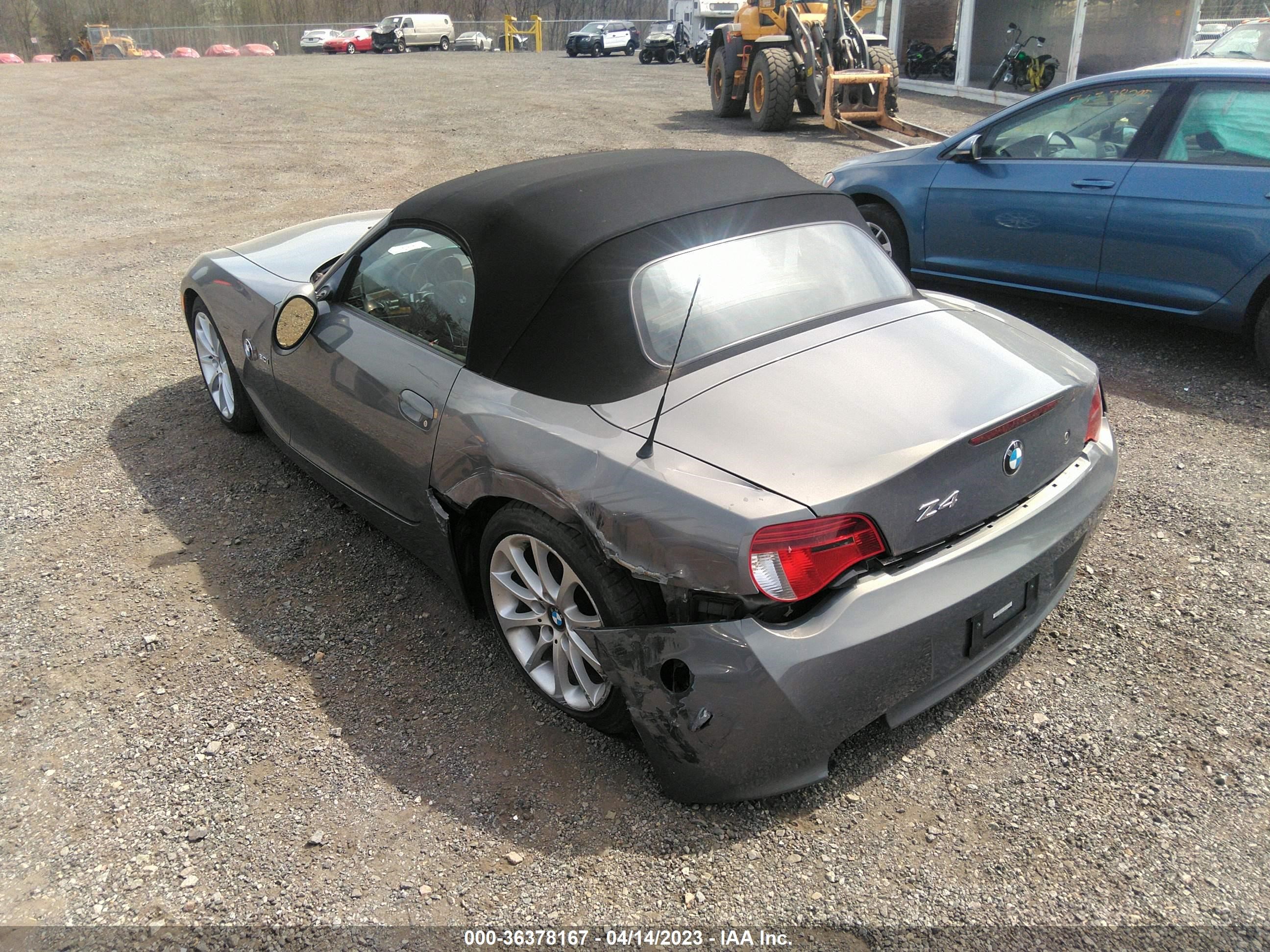 Photo 5 VIN: 4USBU33537LW70425 - BMW Z4 