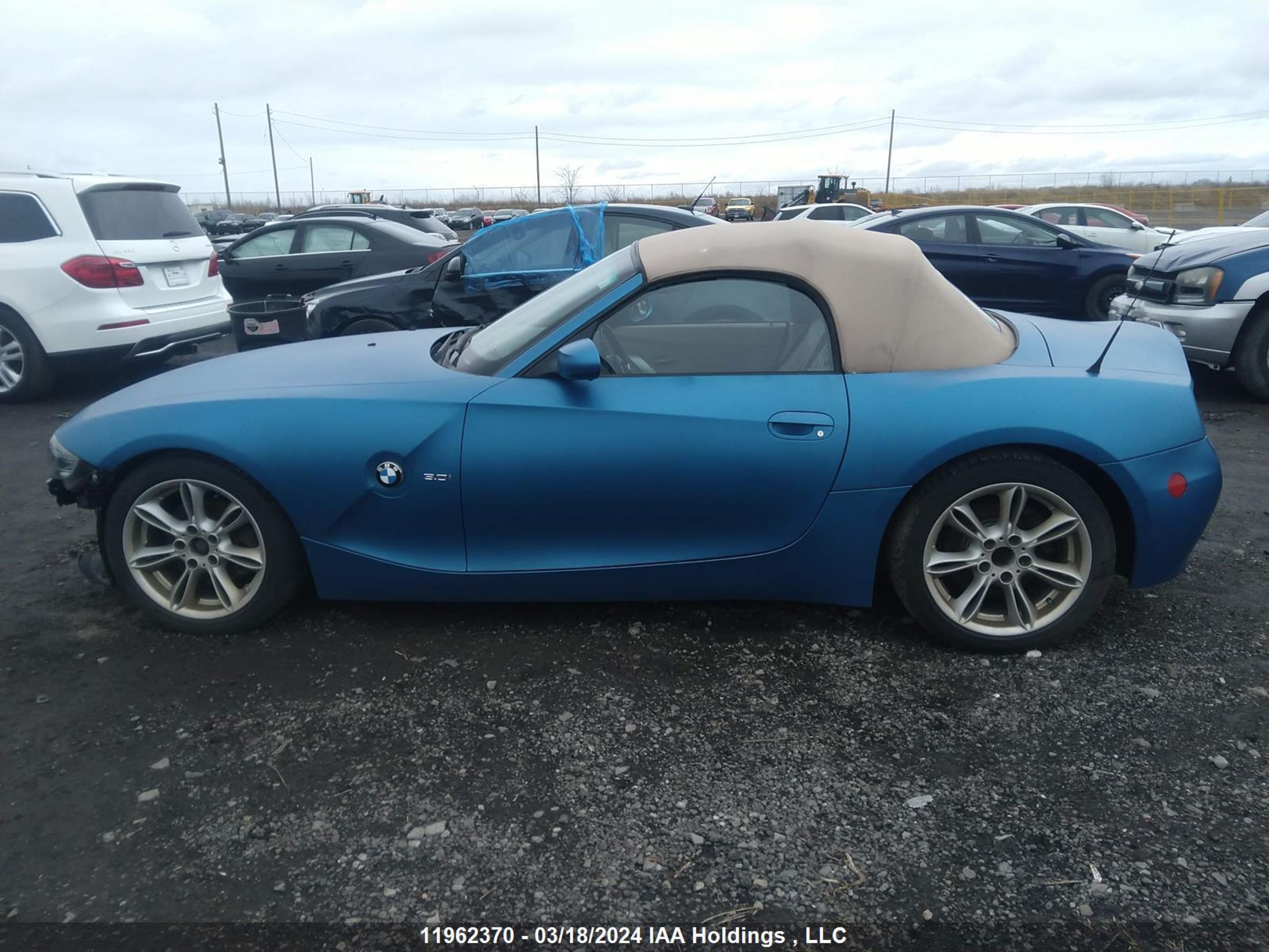 Photo 12 VIN: 4USBU33566LW69879 - BMW Z4 