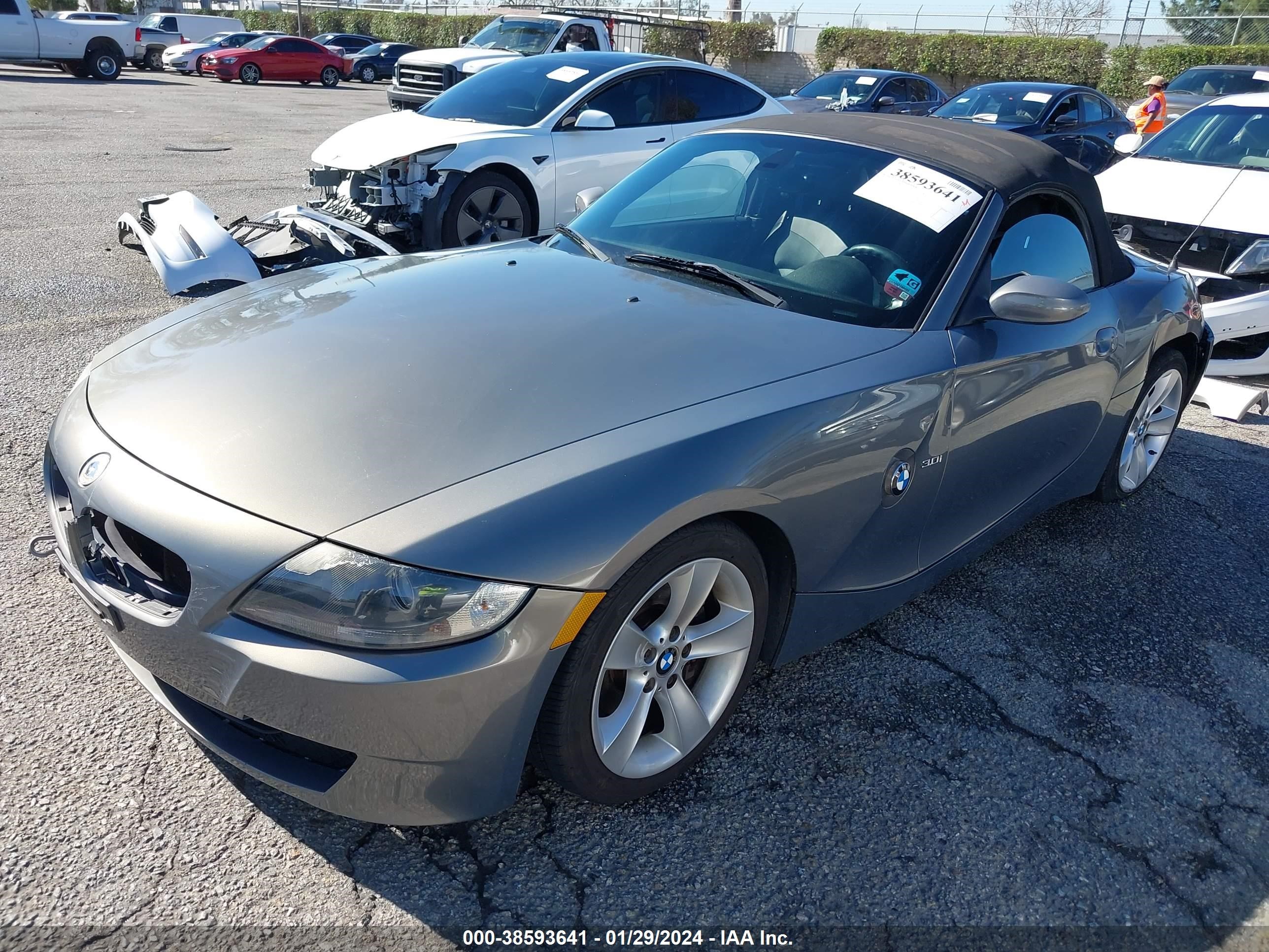 Photo 1 VIN: 4USBU33587LW73496 - BMW Z4 