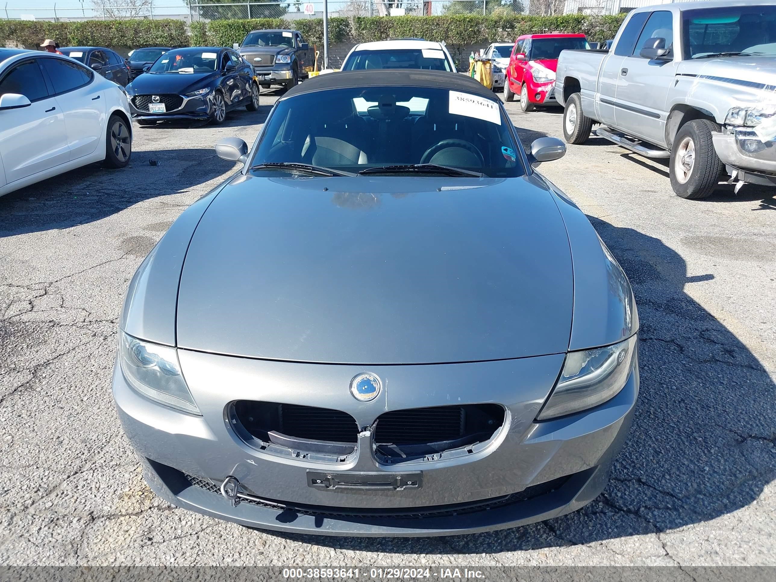 Photo 11 VIN: 4USBU33587LW73496 - BMW Z4 