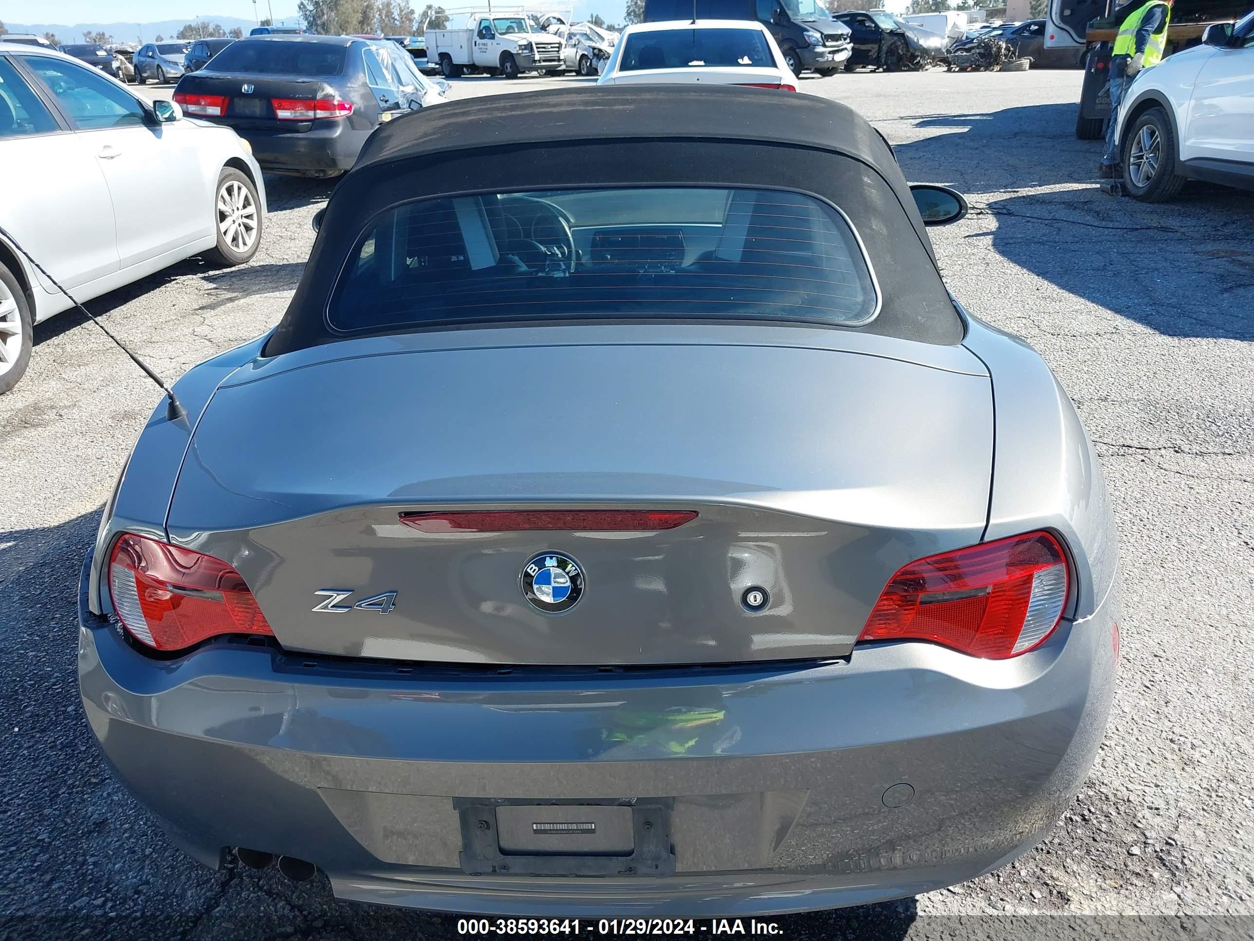 Photo 15 VIN: 4USBU33587LW73496 - BMW Z4 