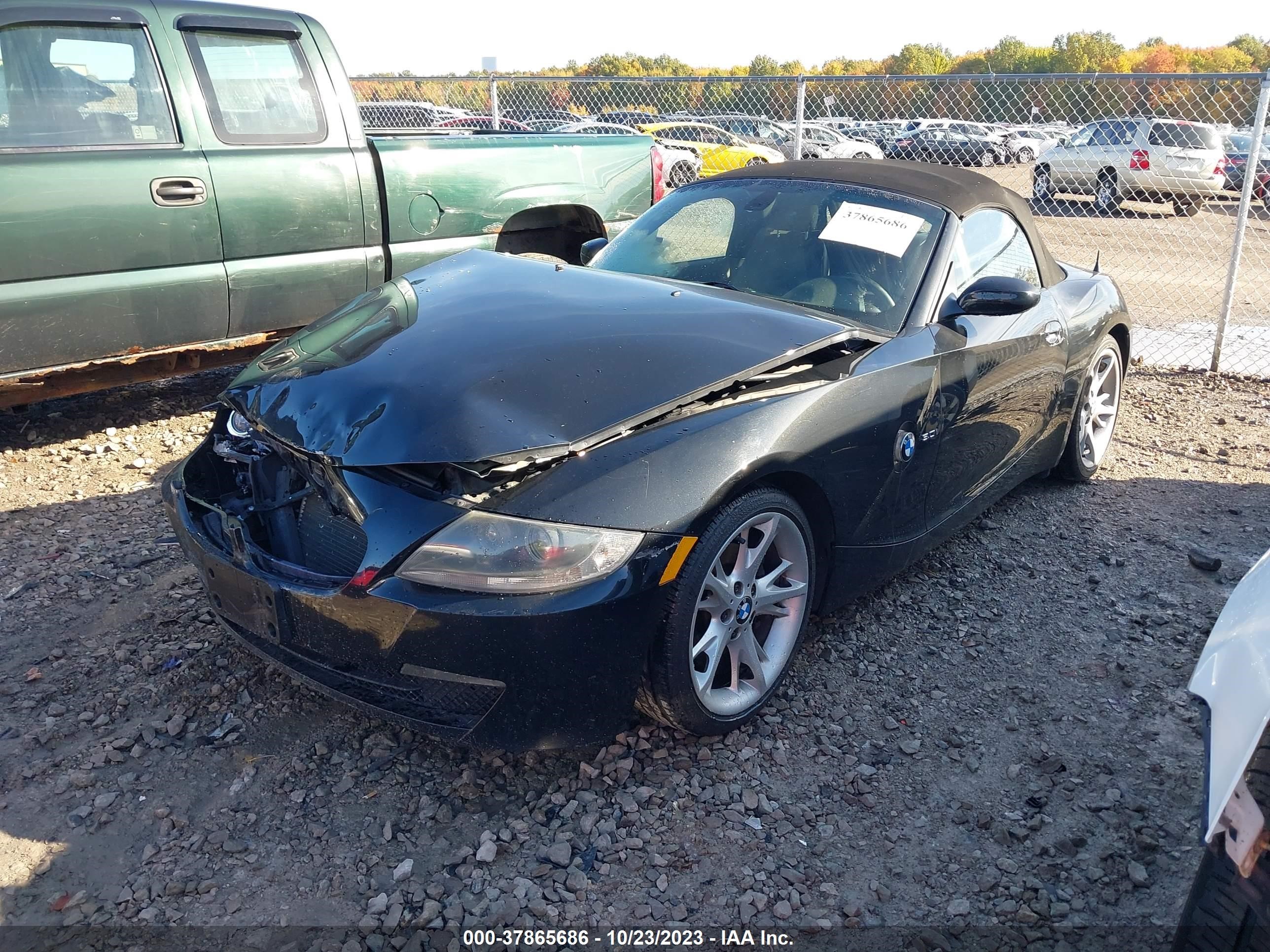 Photo 1 VIN: 4USBU33588LW74195 - BMW Z4 