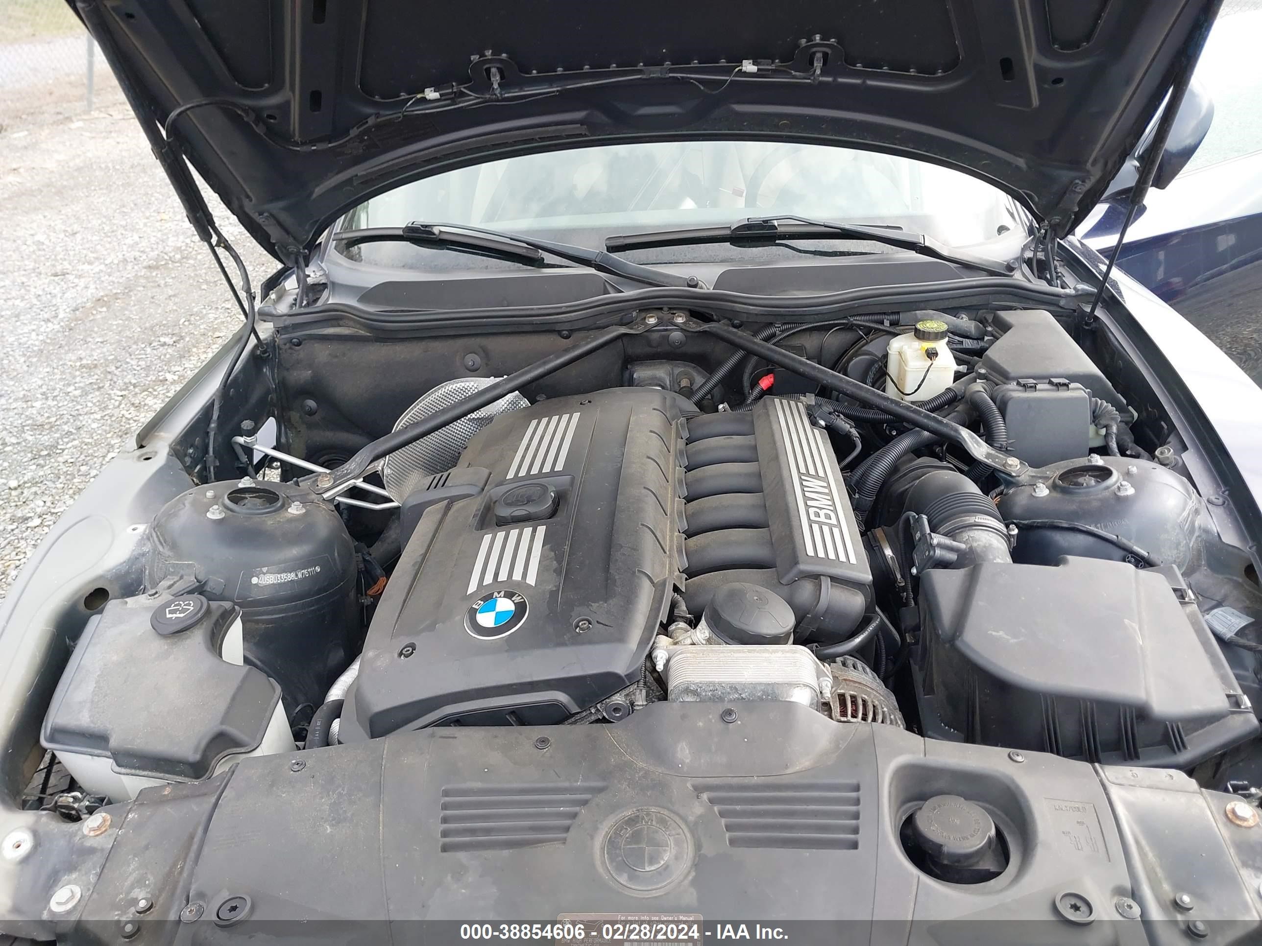 Photo 9 VIN: 4USBU33588LW76111 - BMW Z4 