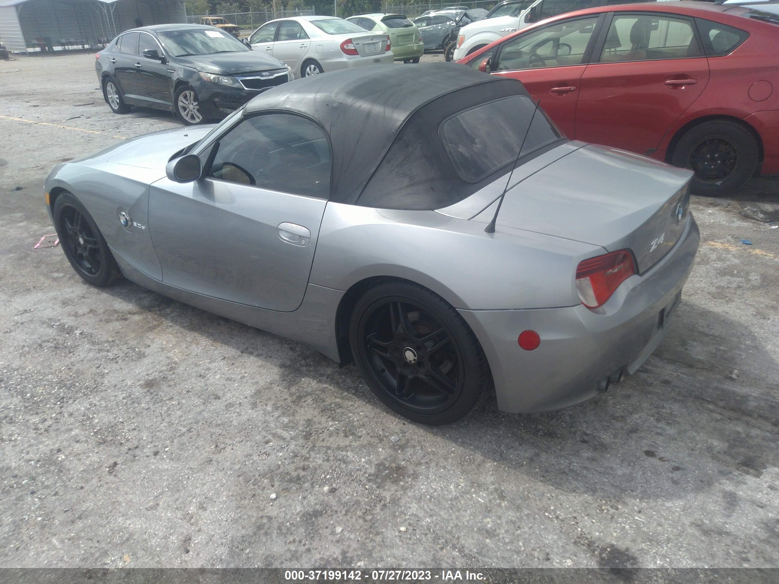 Photo 2 VIN: 4USBU53516LX00323 - BMW Z4 