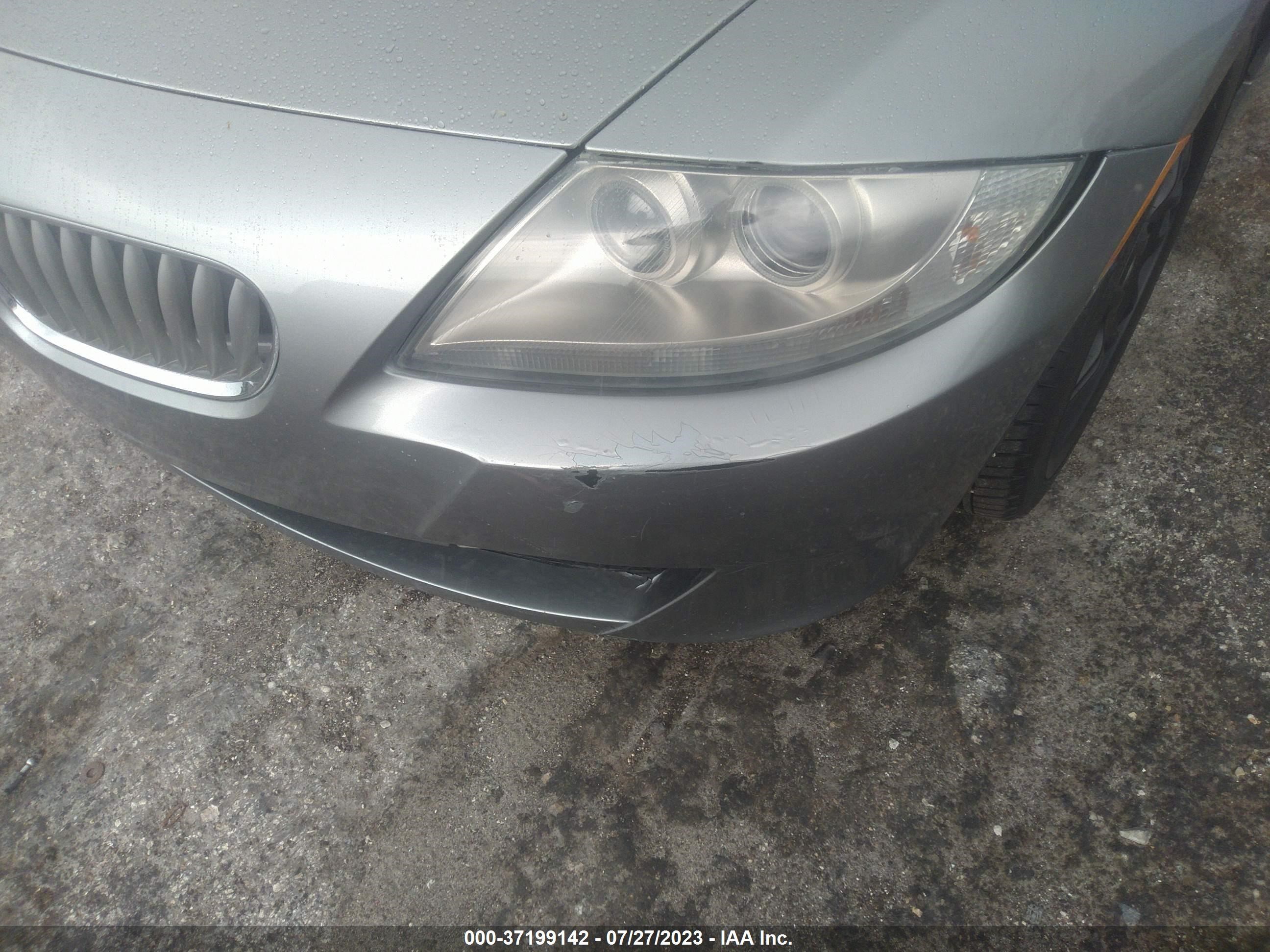 Photo 5 VIN: 4USBU53516LX00323 - BMW Z4 